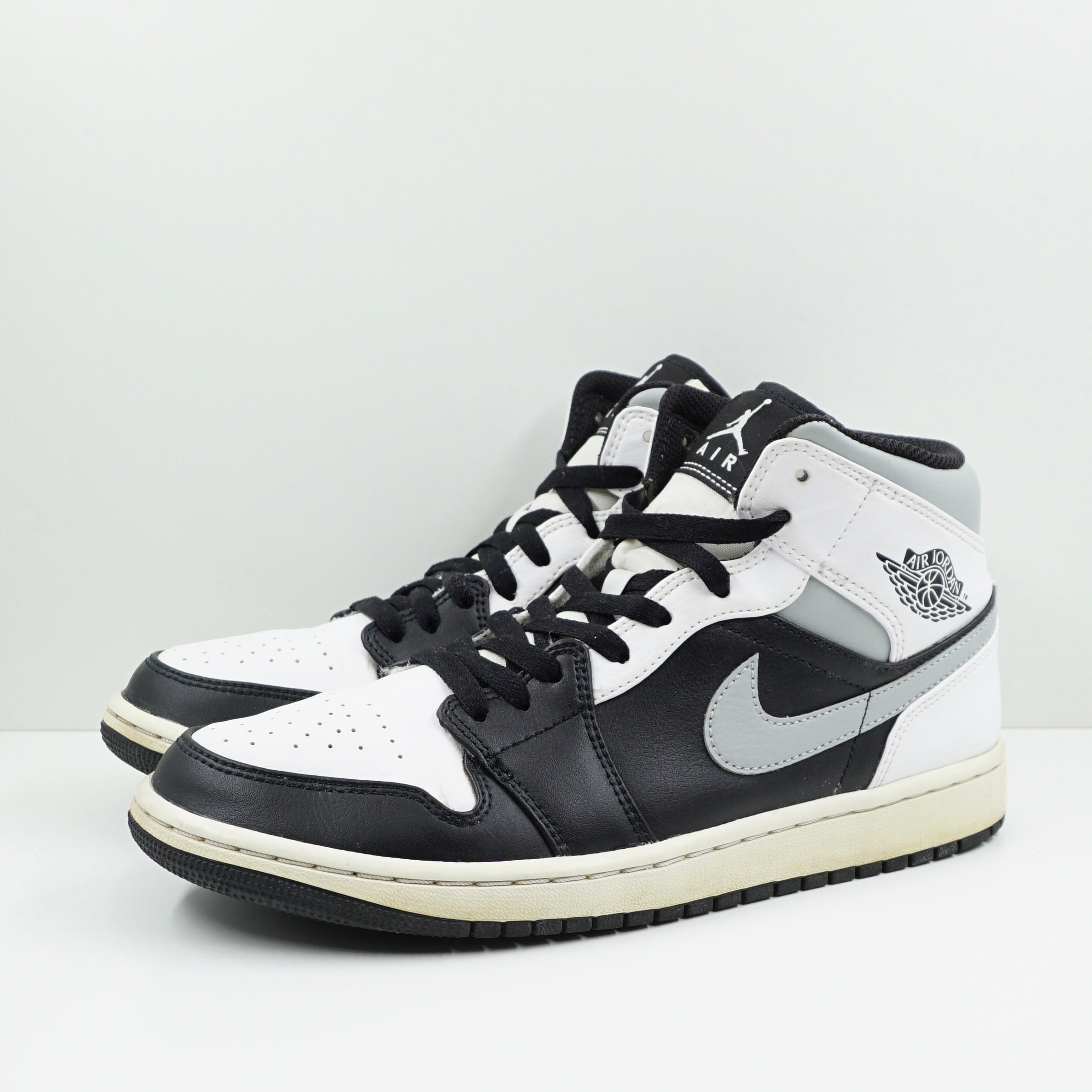 Jordan 1 Mid White Shadow
