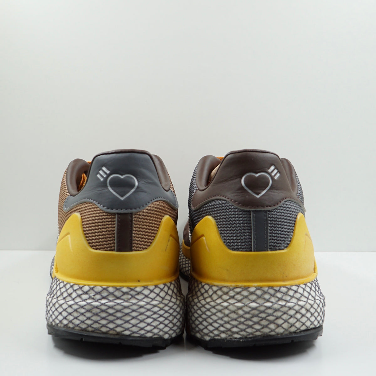 Adidas Questar Human Made Brown