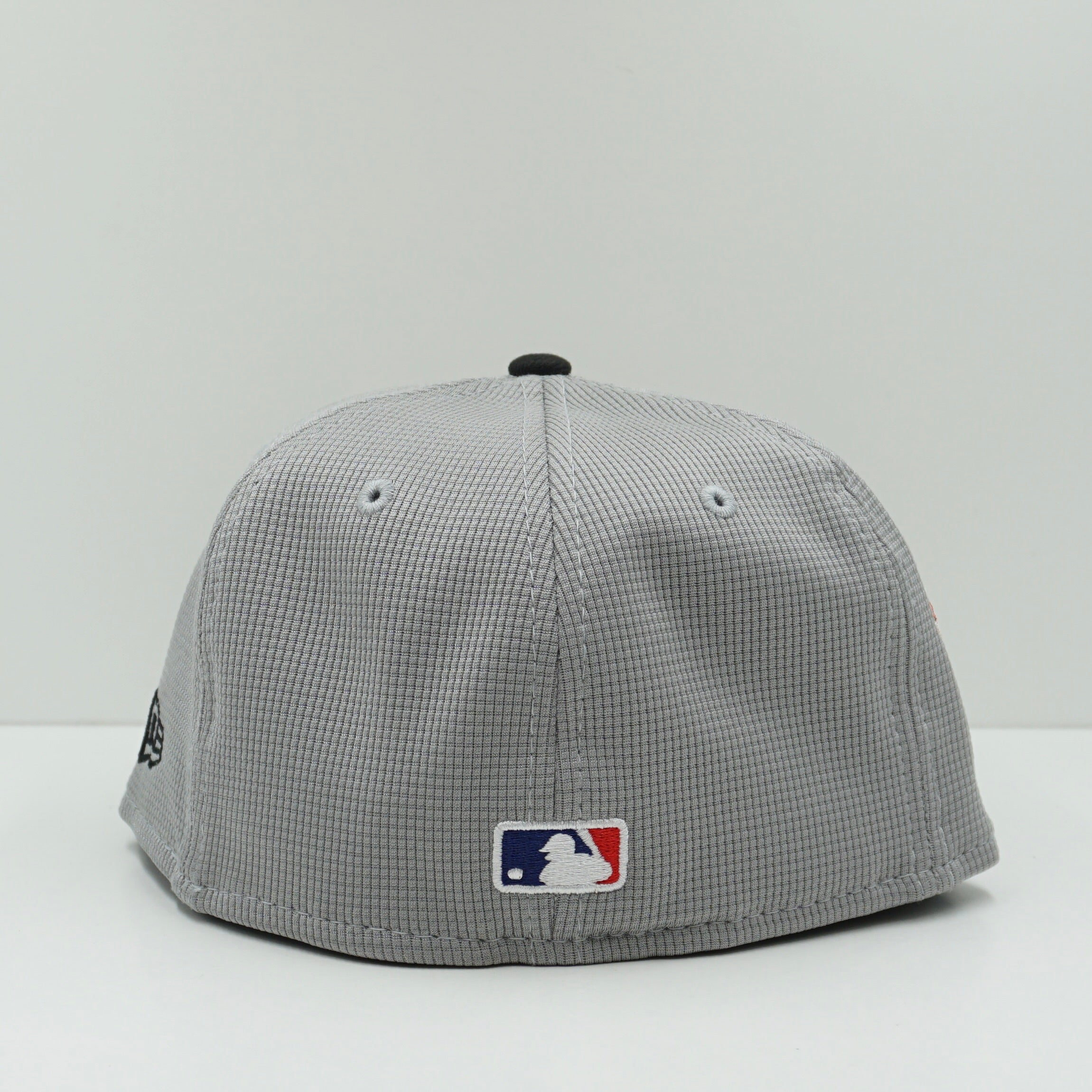 New Era Pivot Mesh Crown San Fransisco Giants Grey Black Fitted Cap