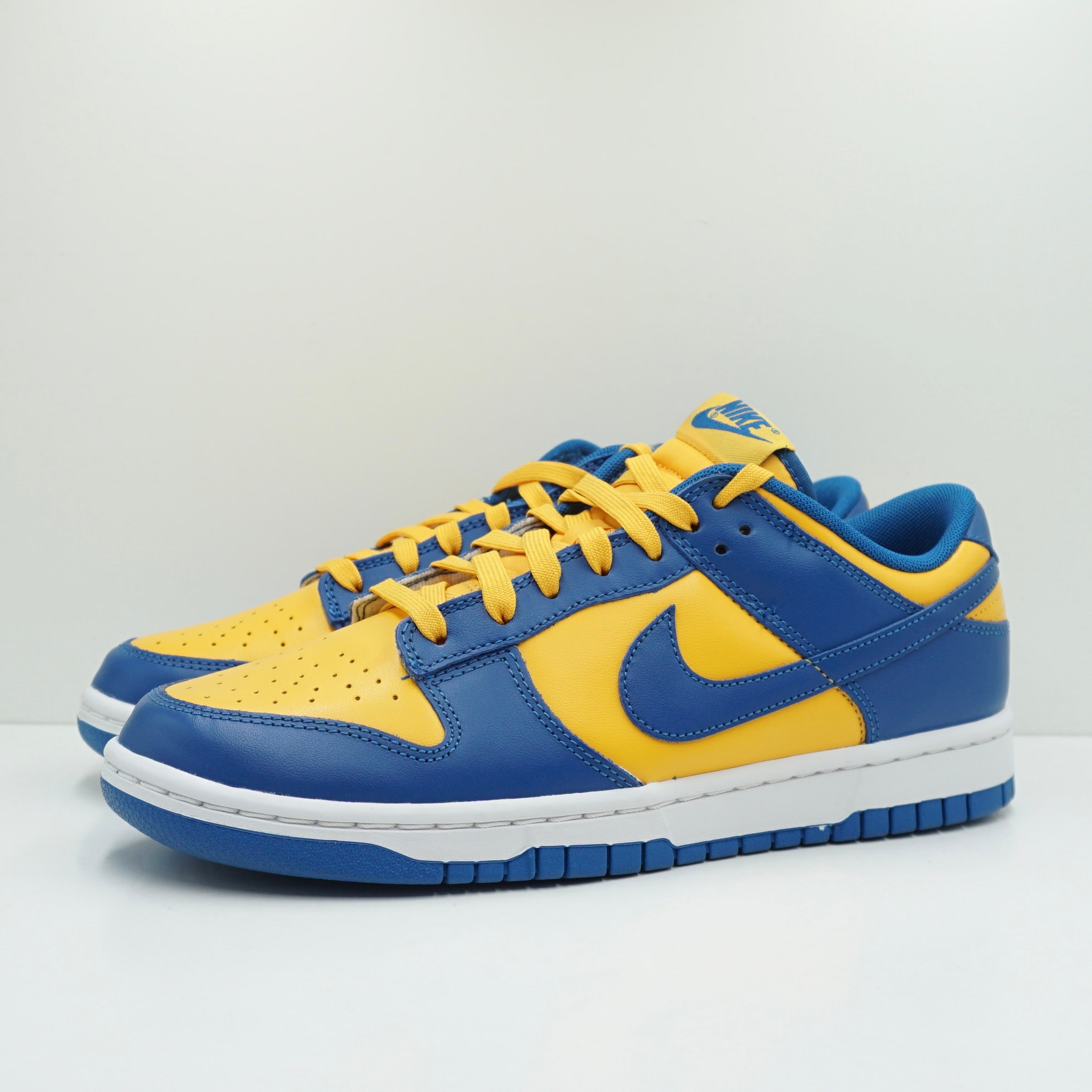 Nike Dunk Low UCLA