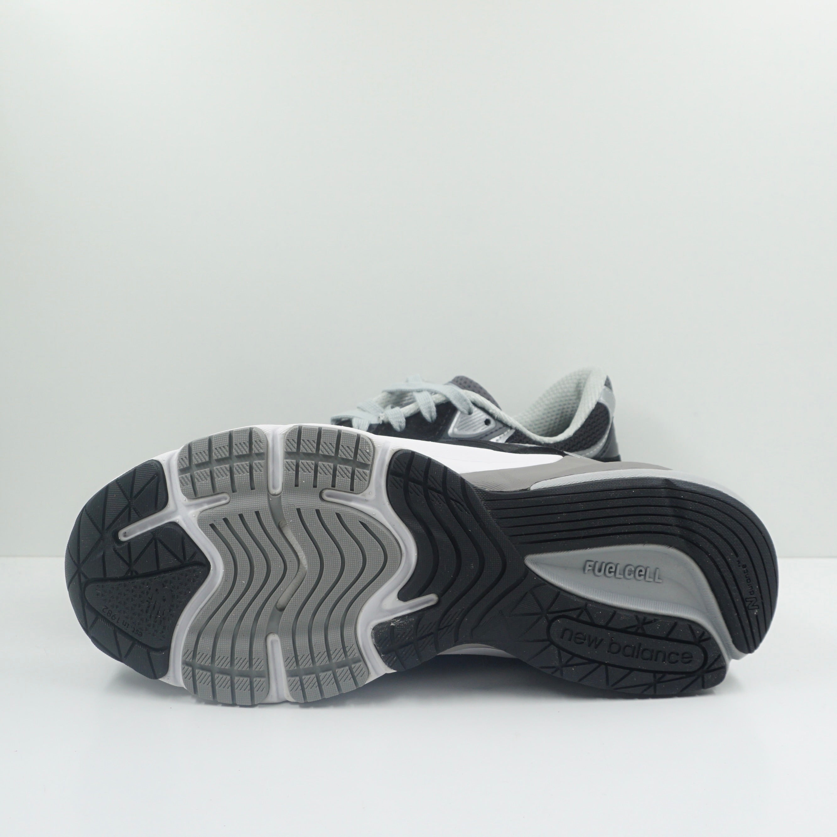 New Balance 990v6 MiUSA Black Grey White (W)
