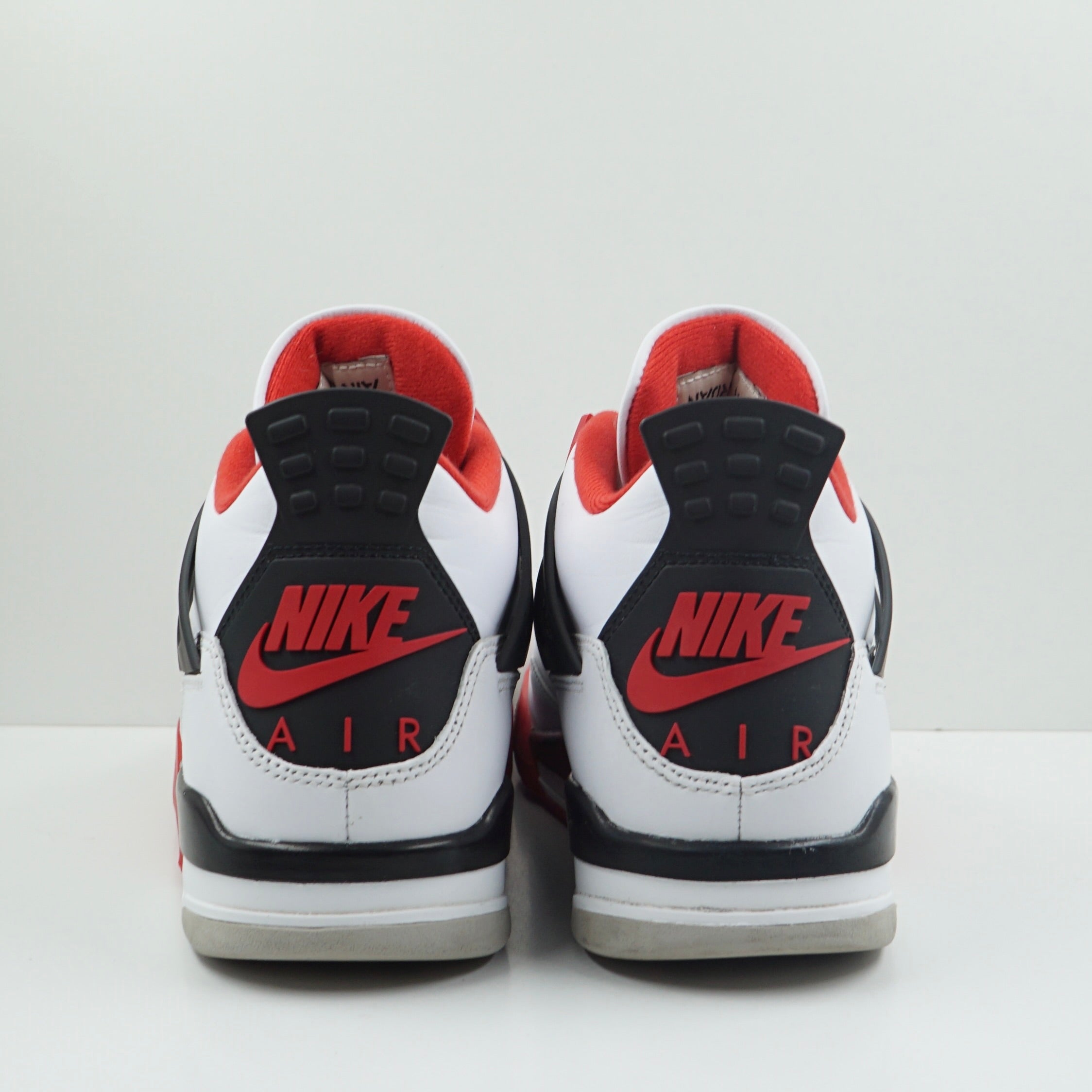 Jordan 4 Retro Fire Red (2020)