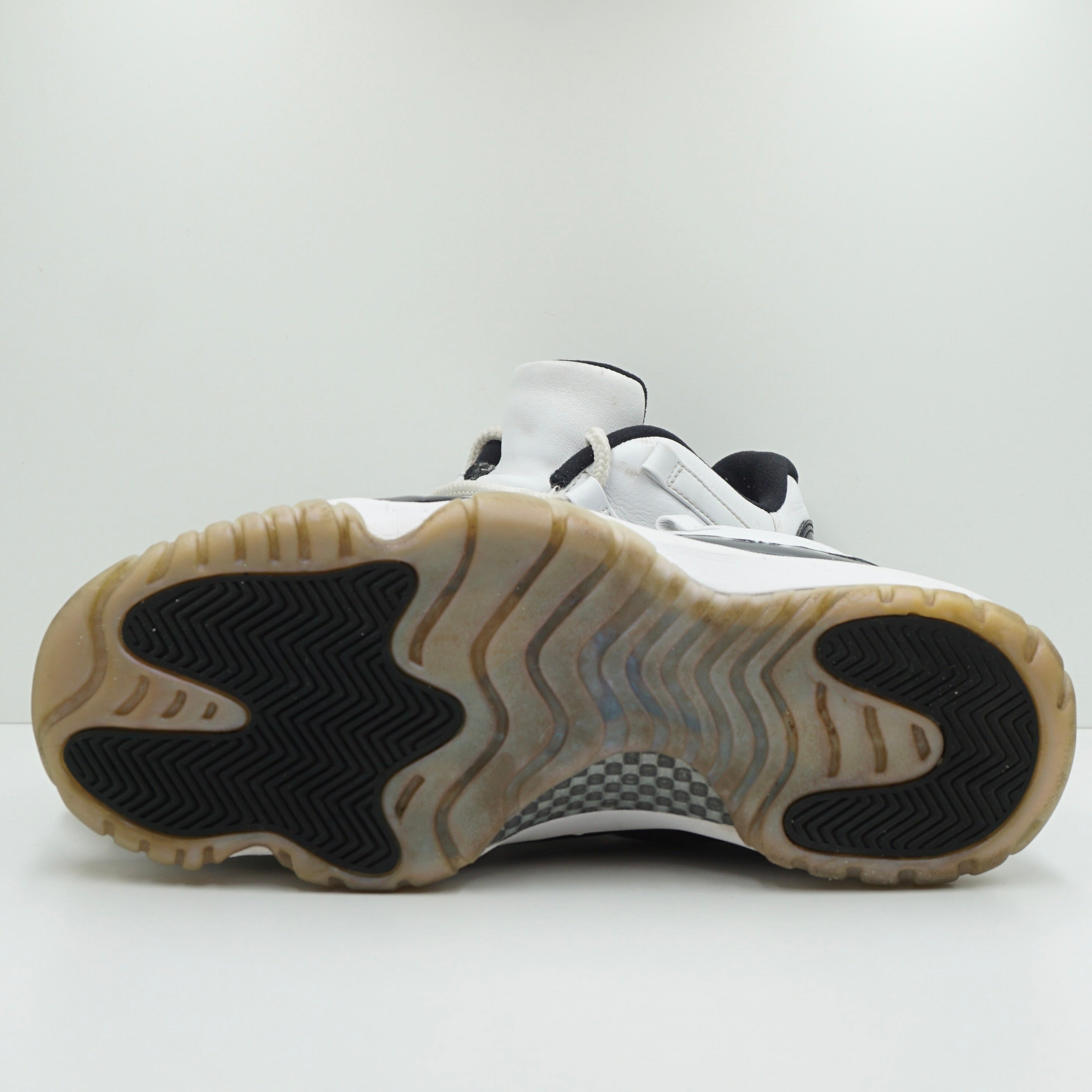 Jordan 11 Retro Low Iridescent