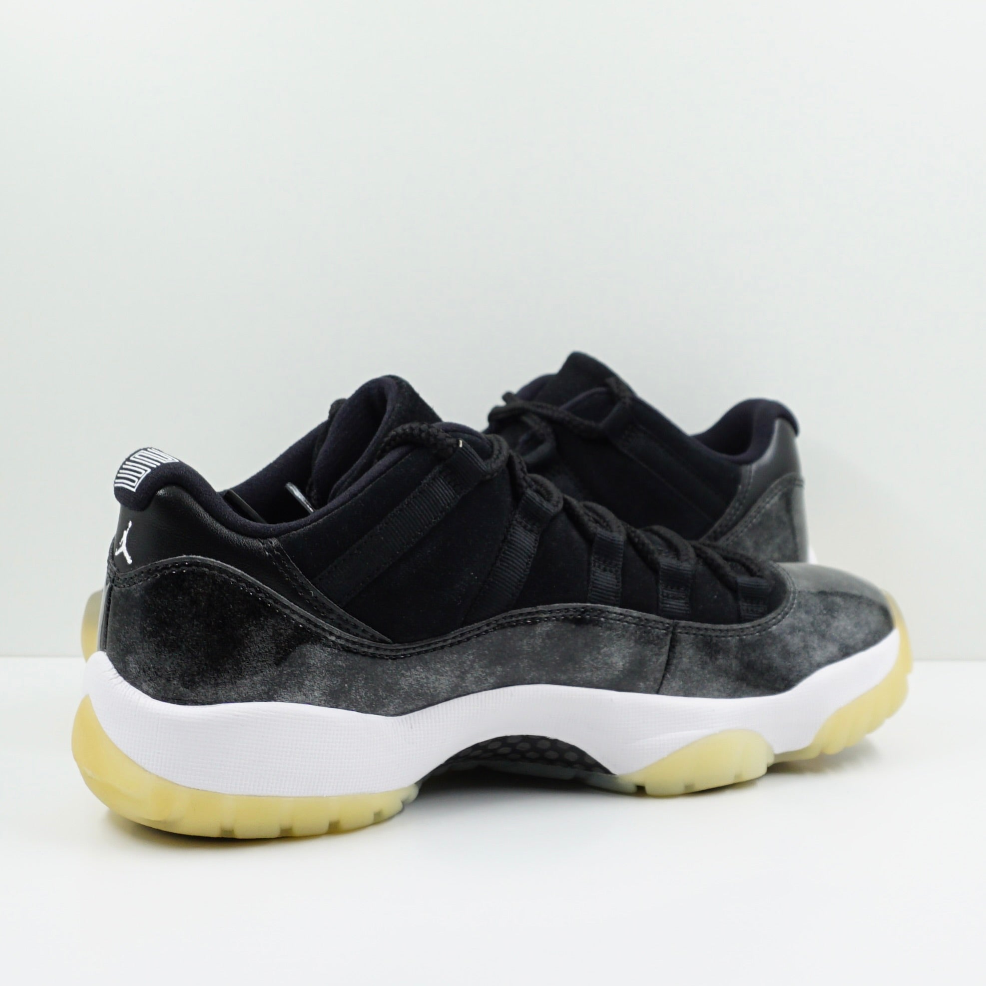 Jordan 11 Retro Low Barons