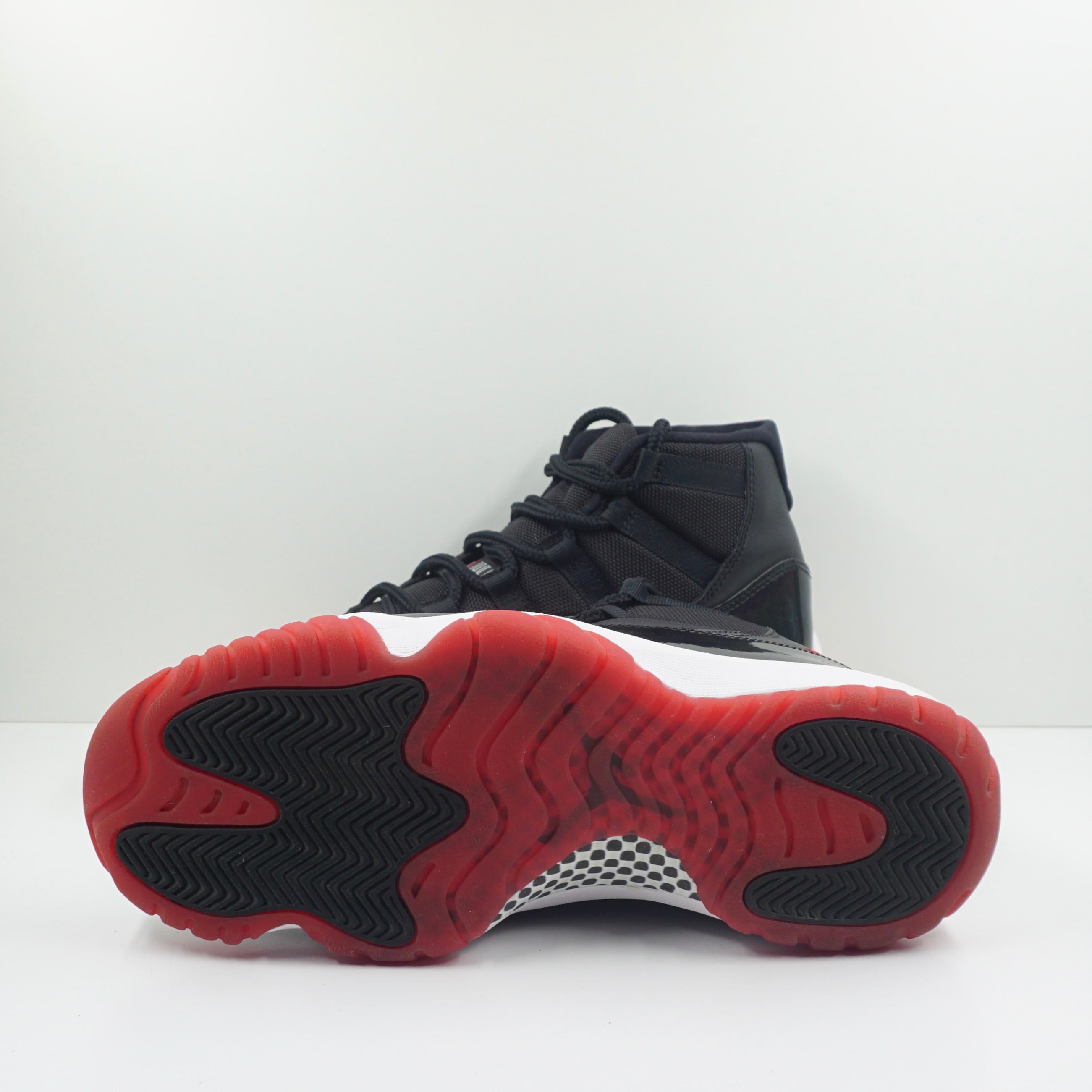 Jordan 11 Retro Playoffs Bred (2019)