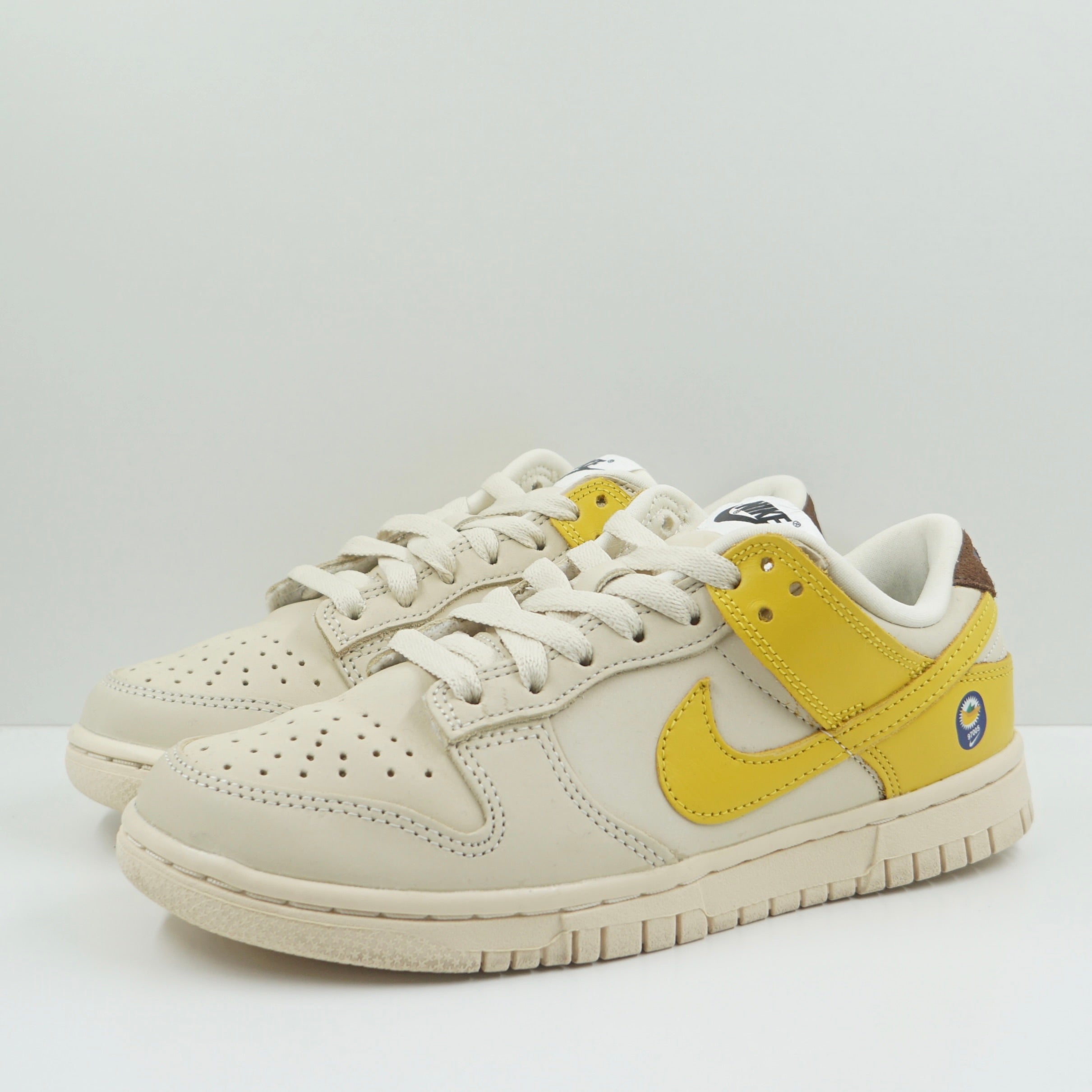 Nike Dunk Low LX Banana (W)