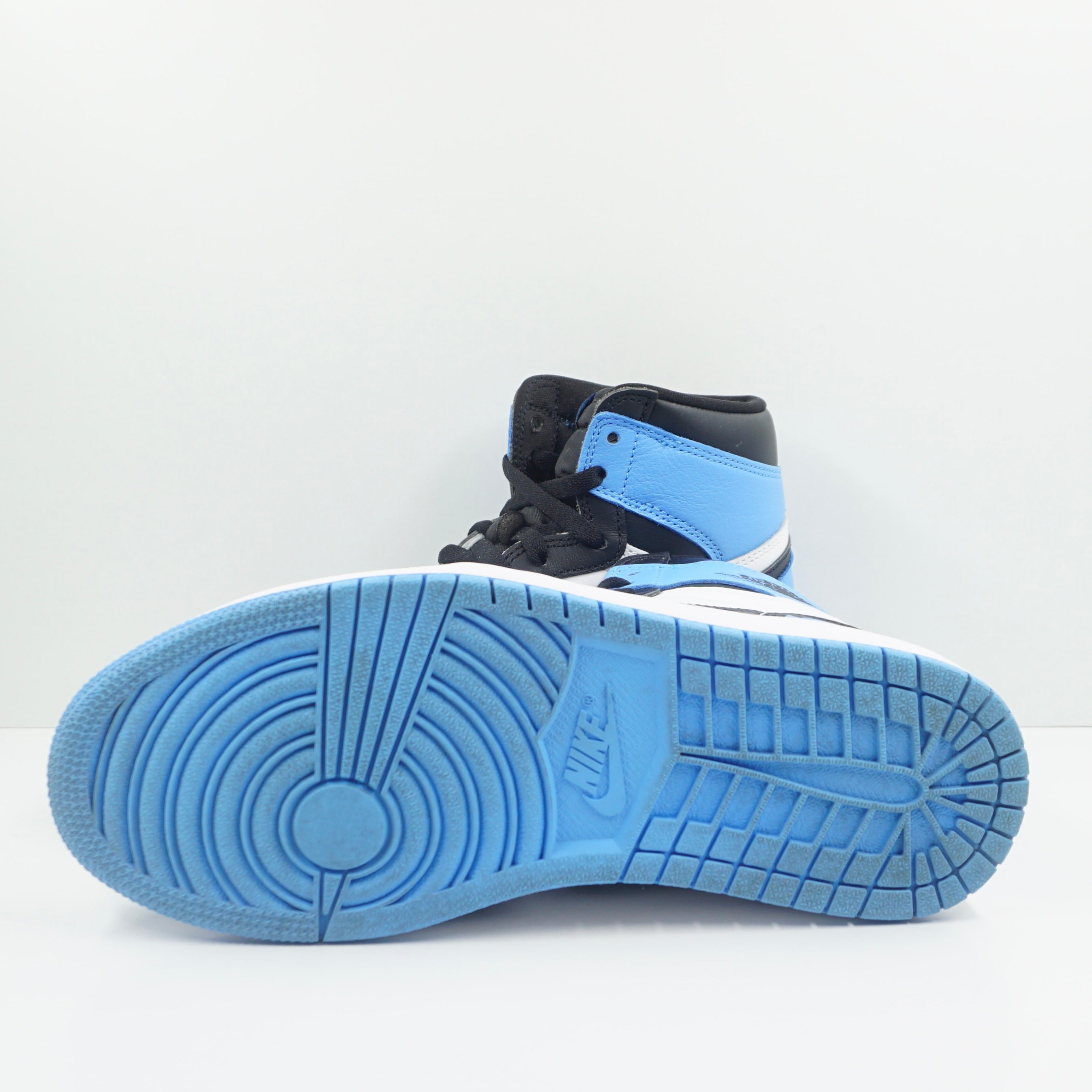 Jordan 1 Retro High OG UNC Toe