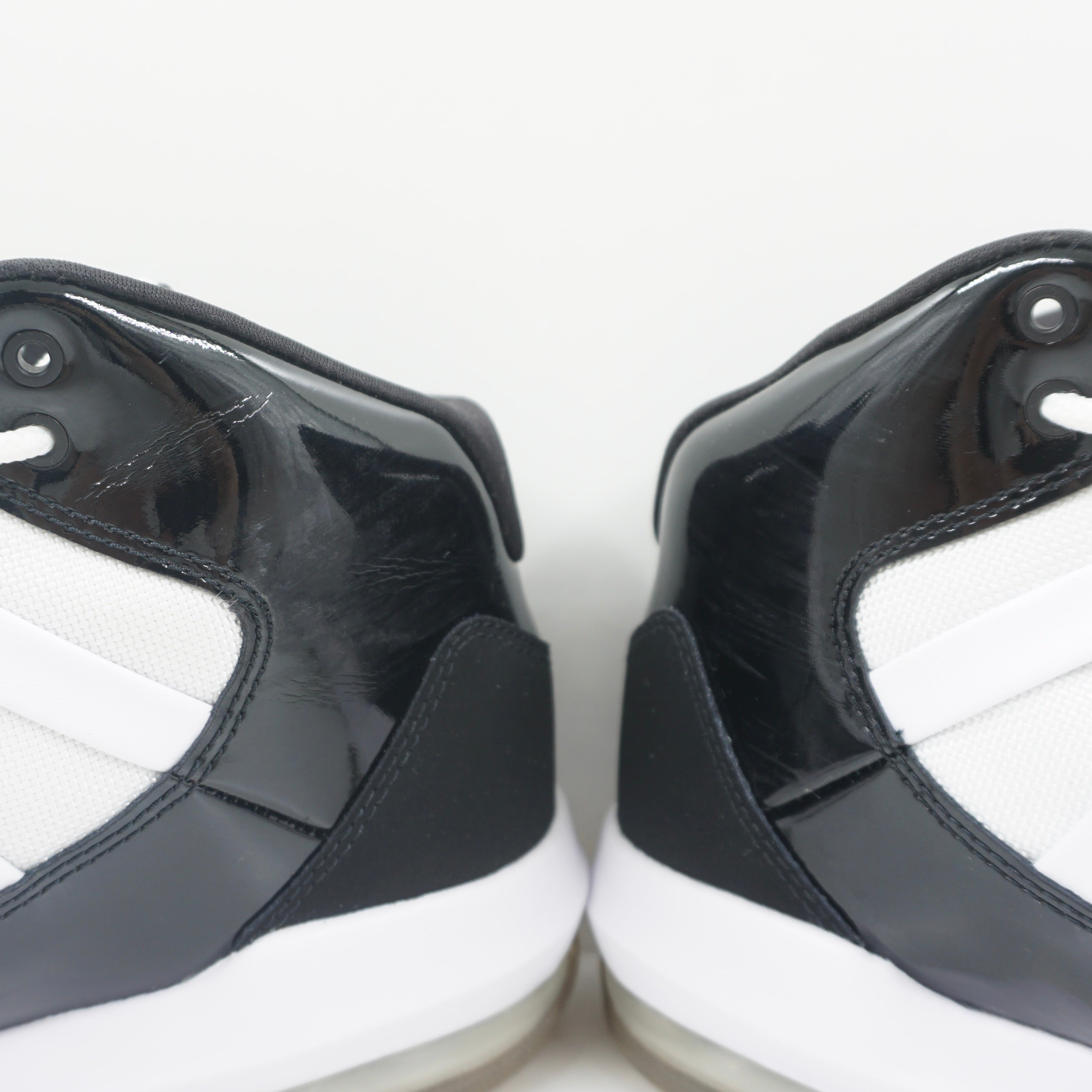 Jordan Max Aura Black White