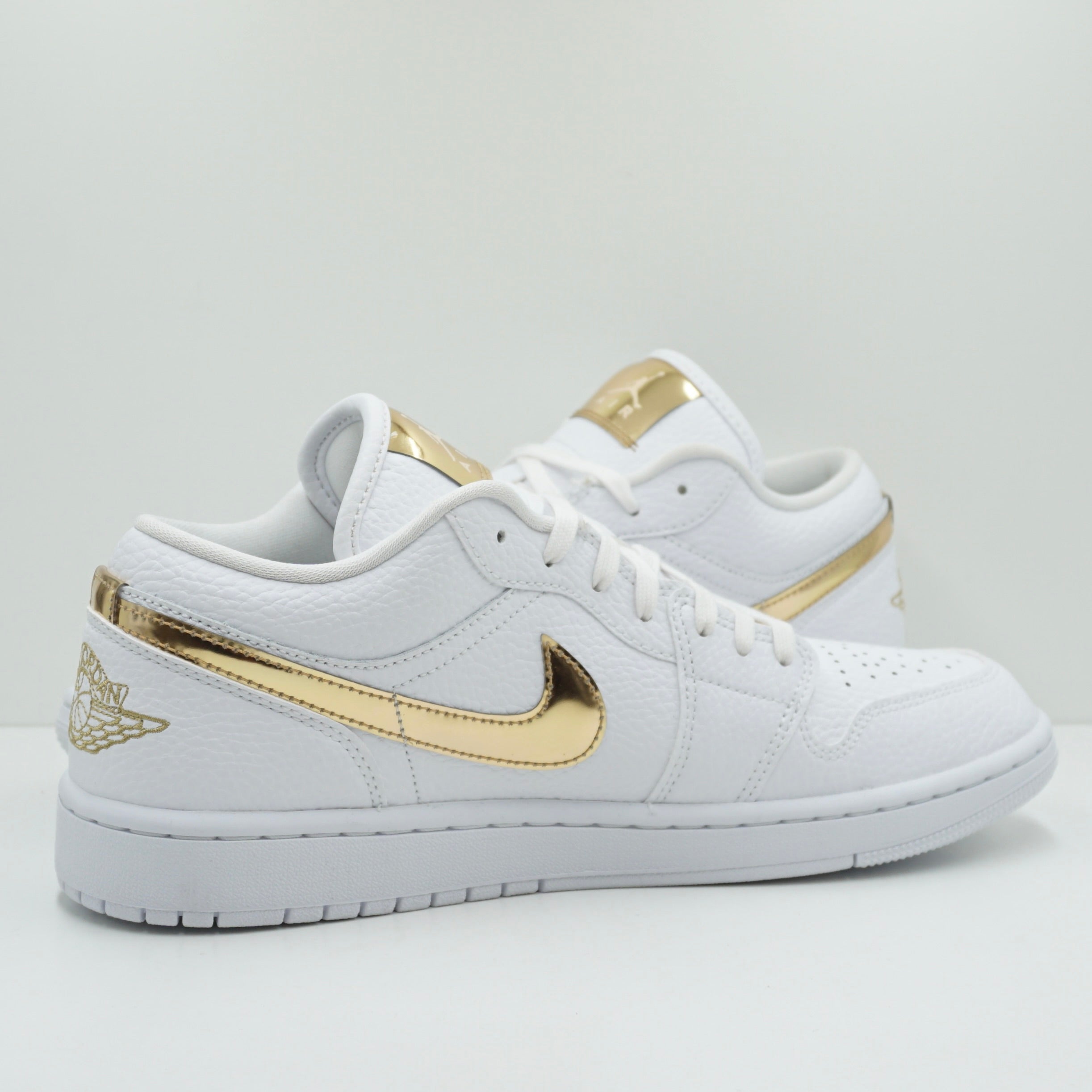 Jordan 1 Low White Metallic Gold (W)