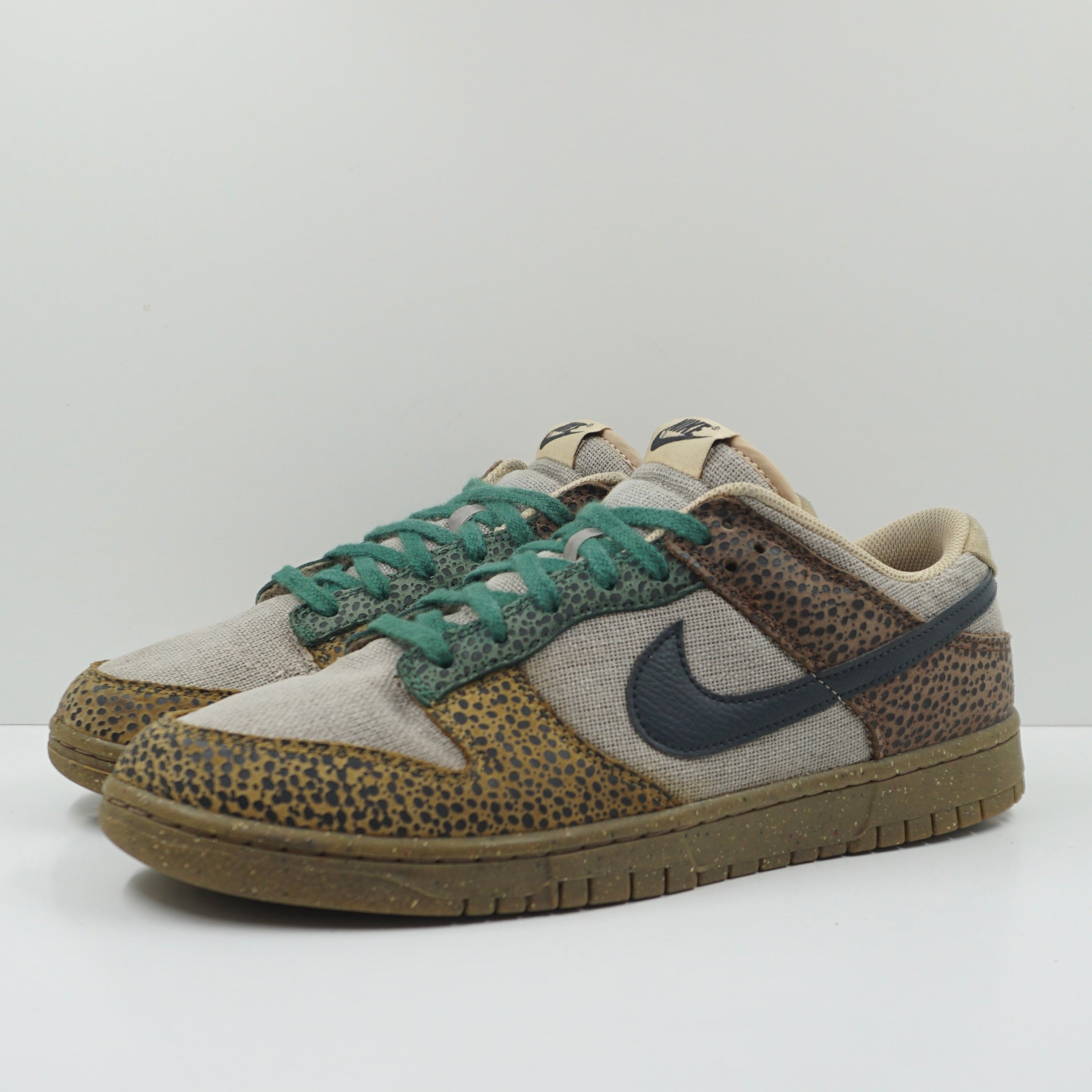 Nike Dunk Low Safari Golden Moss