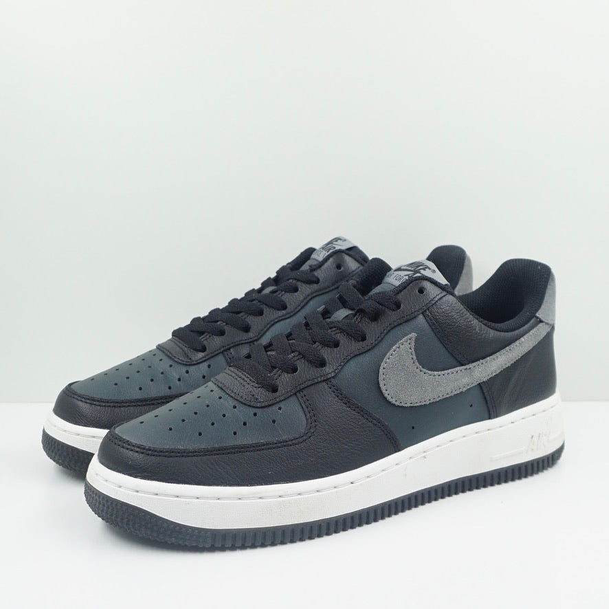 Nike Air Force 1 '07 Smoke Grey