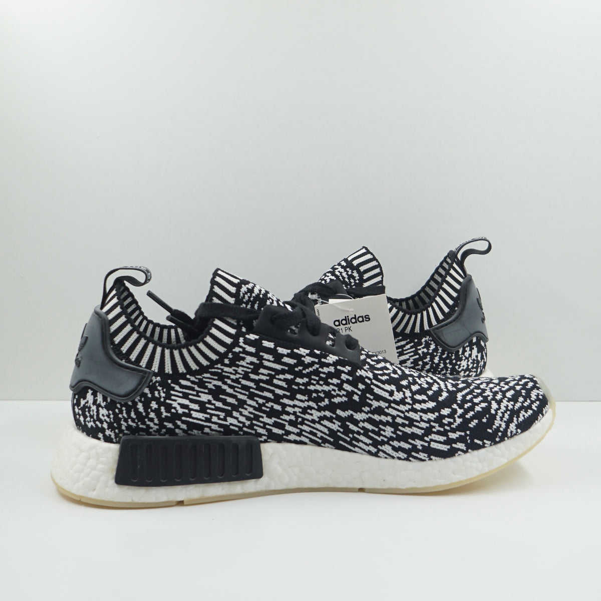 Adidas NMD R1 Sashiko Black
