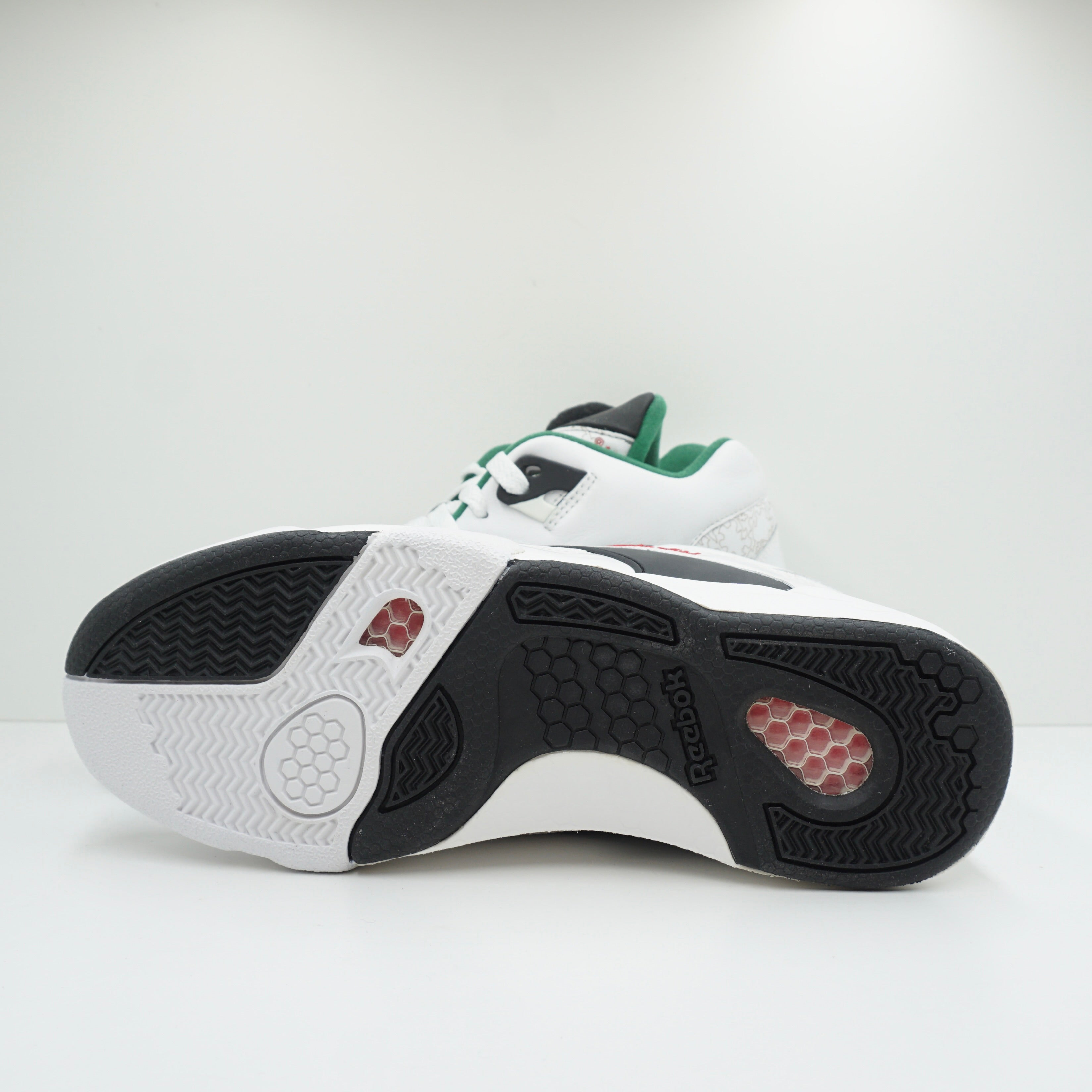 Reebok Royal Flush Court Victory Pump