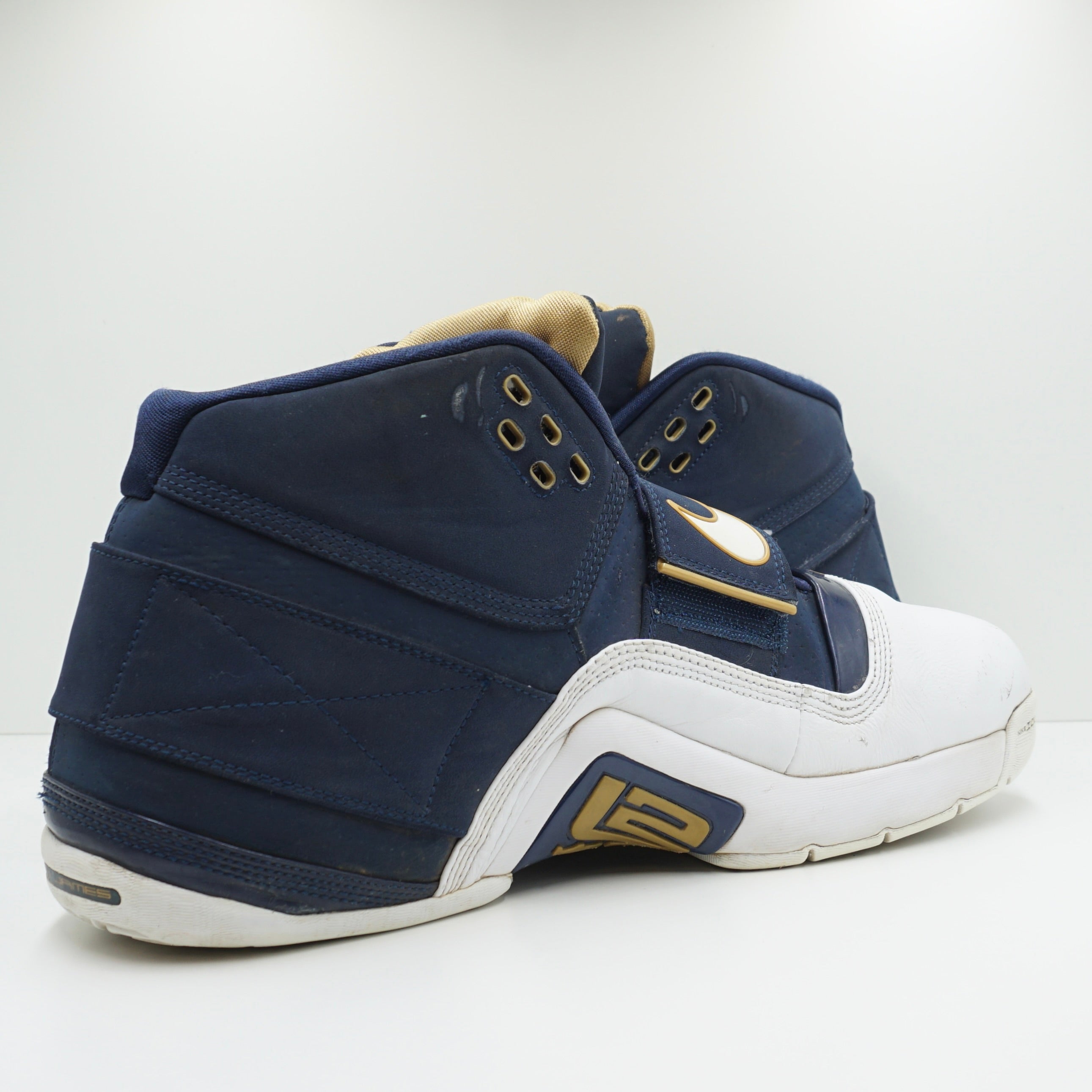 Nike LeBron Zoom Soldier 1 Midnight Navy