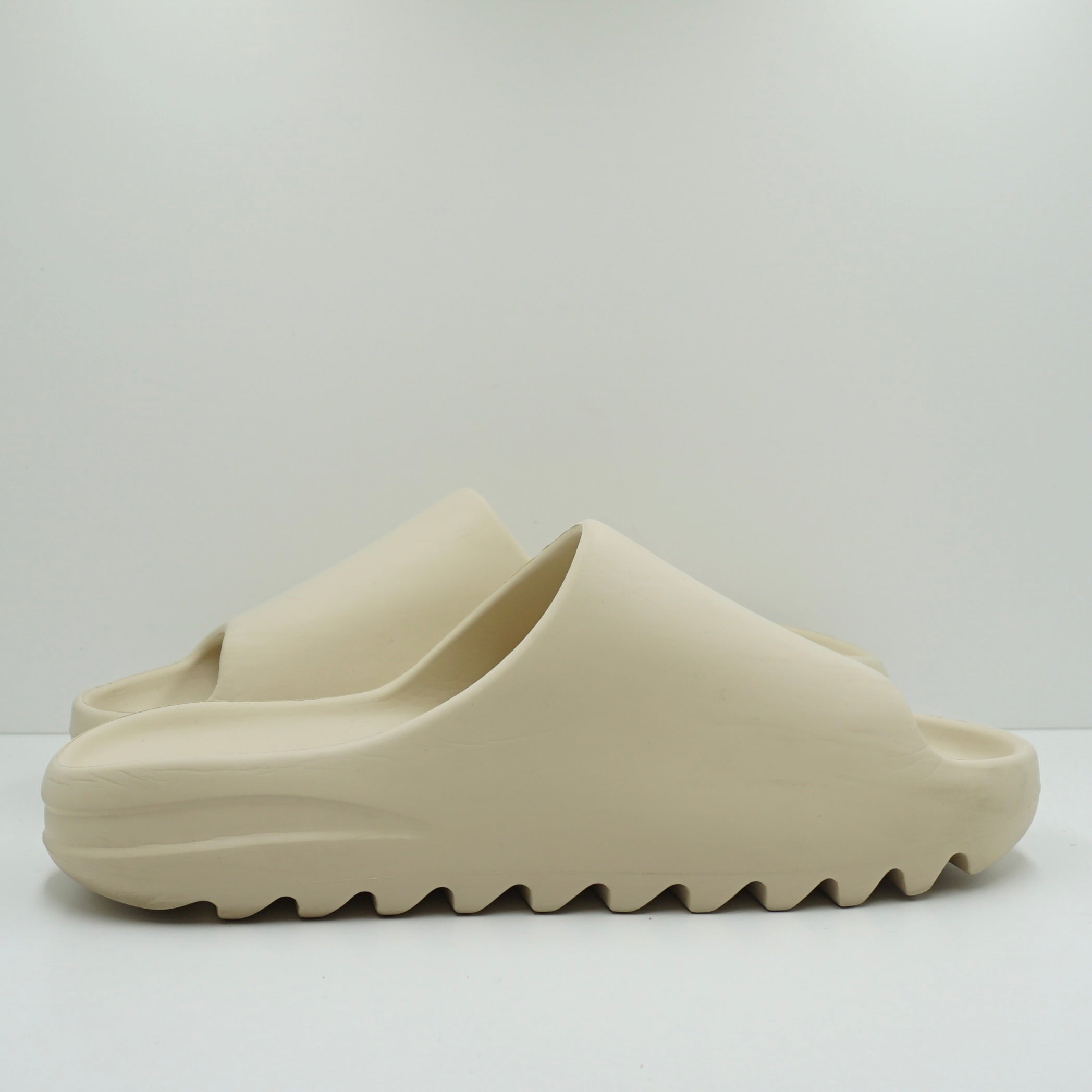 Adidas Yeezy Slide Bone (2019)
