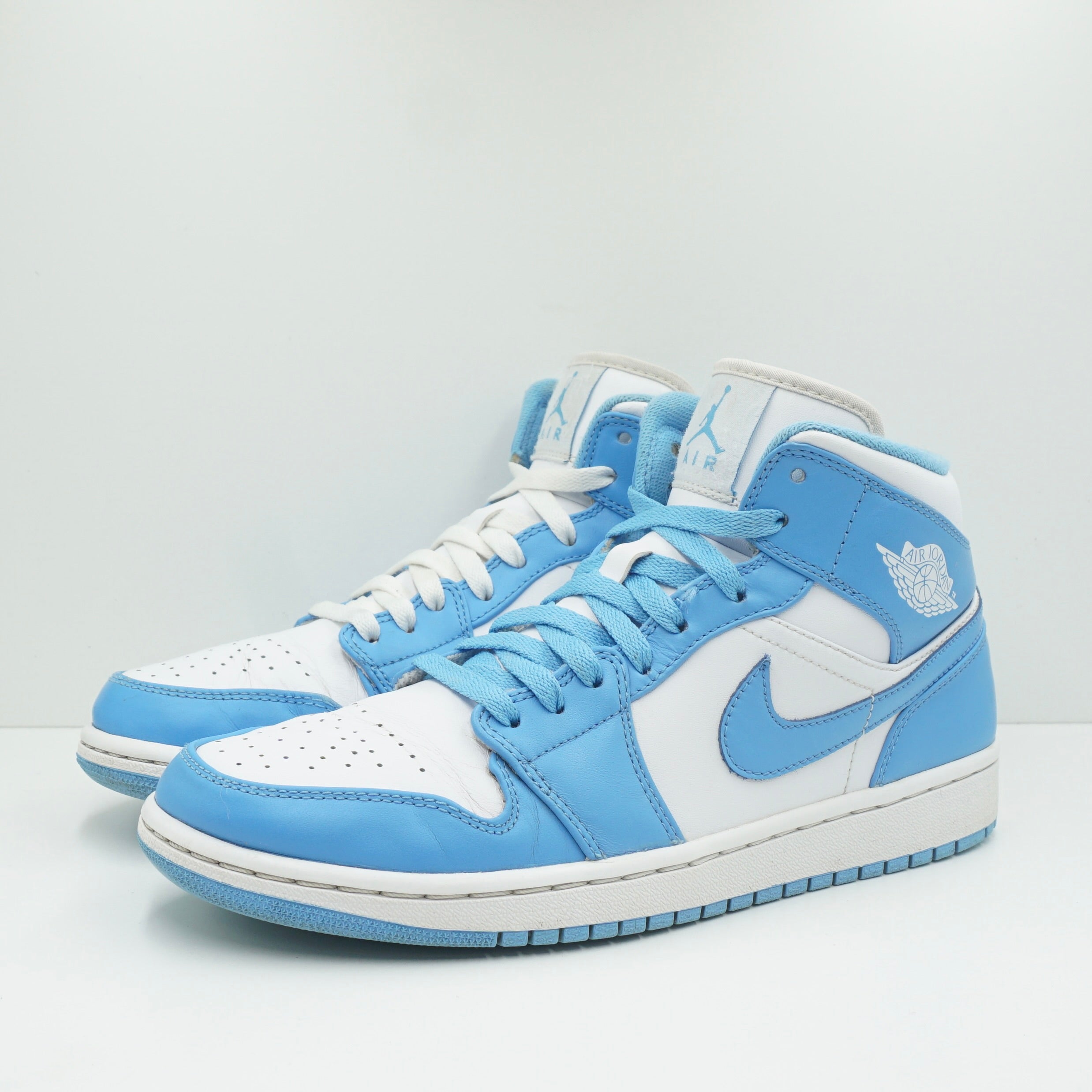 Jordan 1 Retro Mid UNC