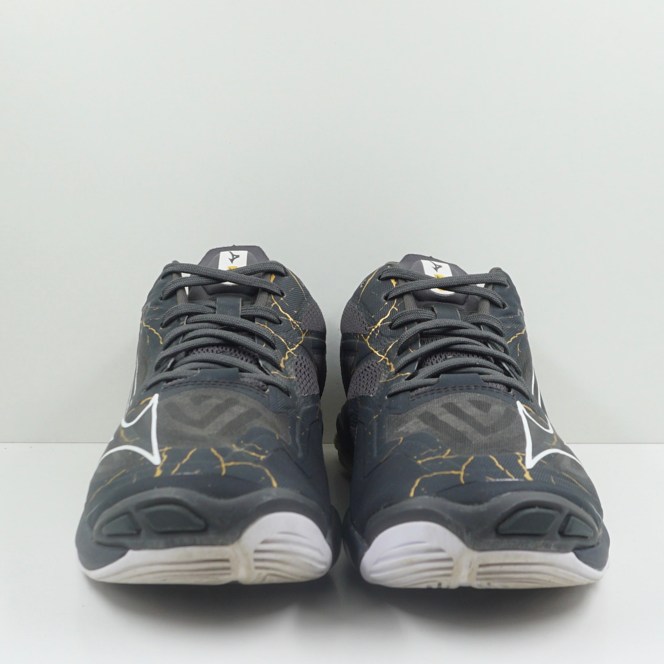Mizuno Wave Lightning 27