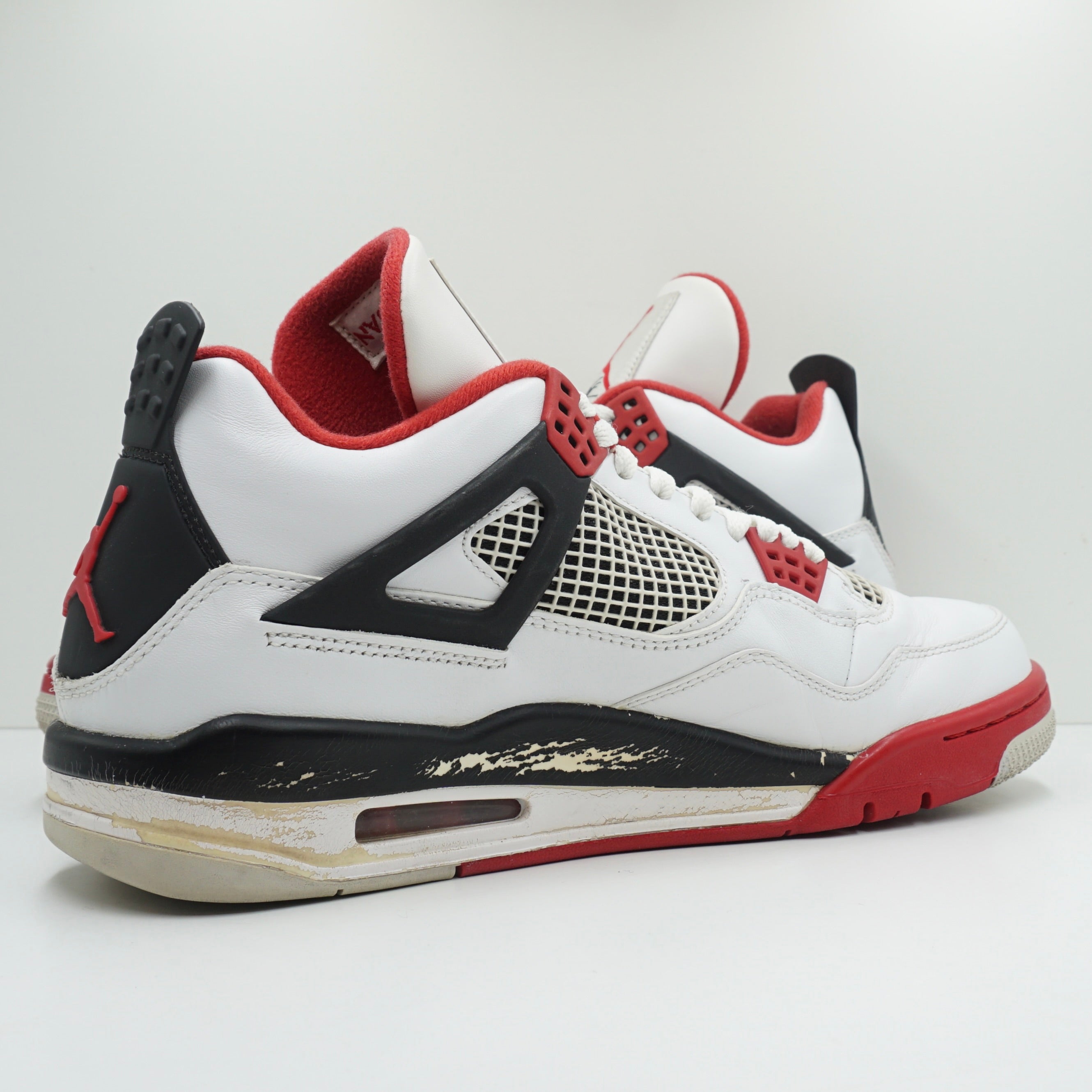 Jordan 4 Retro Fire Red (2012)