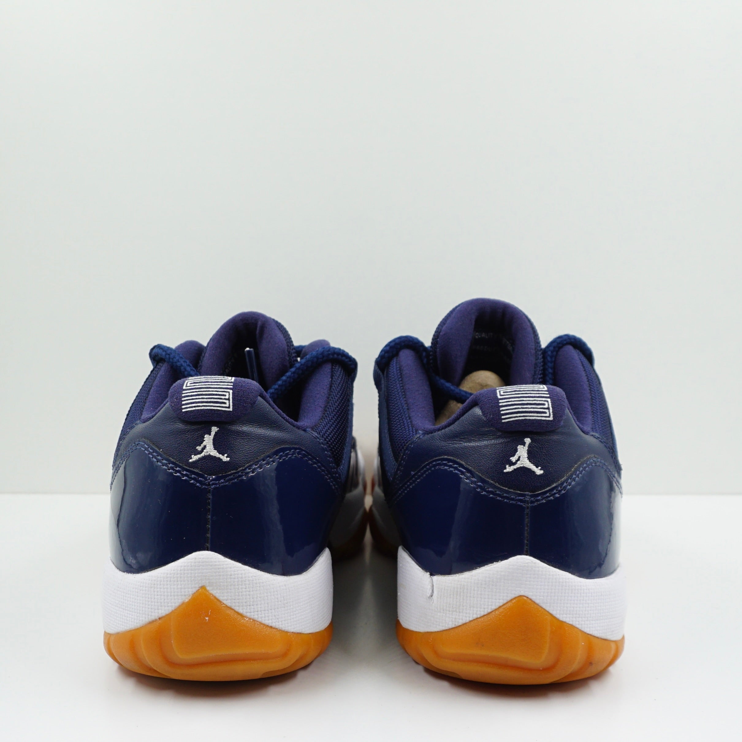 Jordan 11 Retro Low Midnight Navy