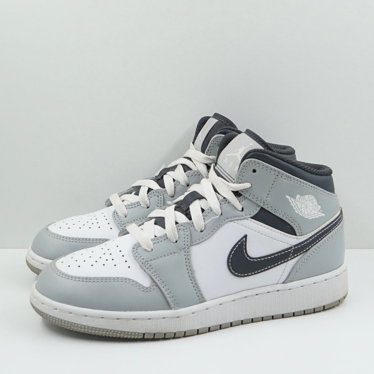 Jordan 1 Mid Light Smoke Grey (GS)