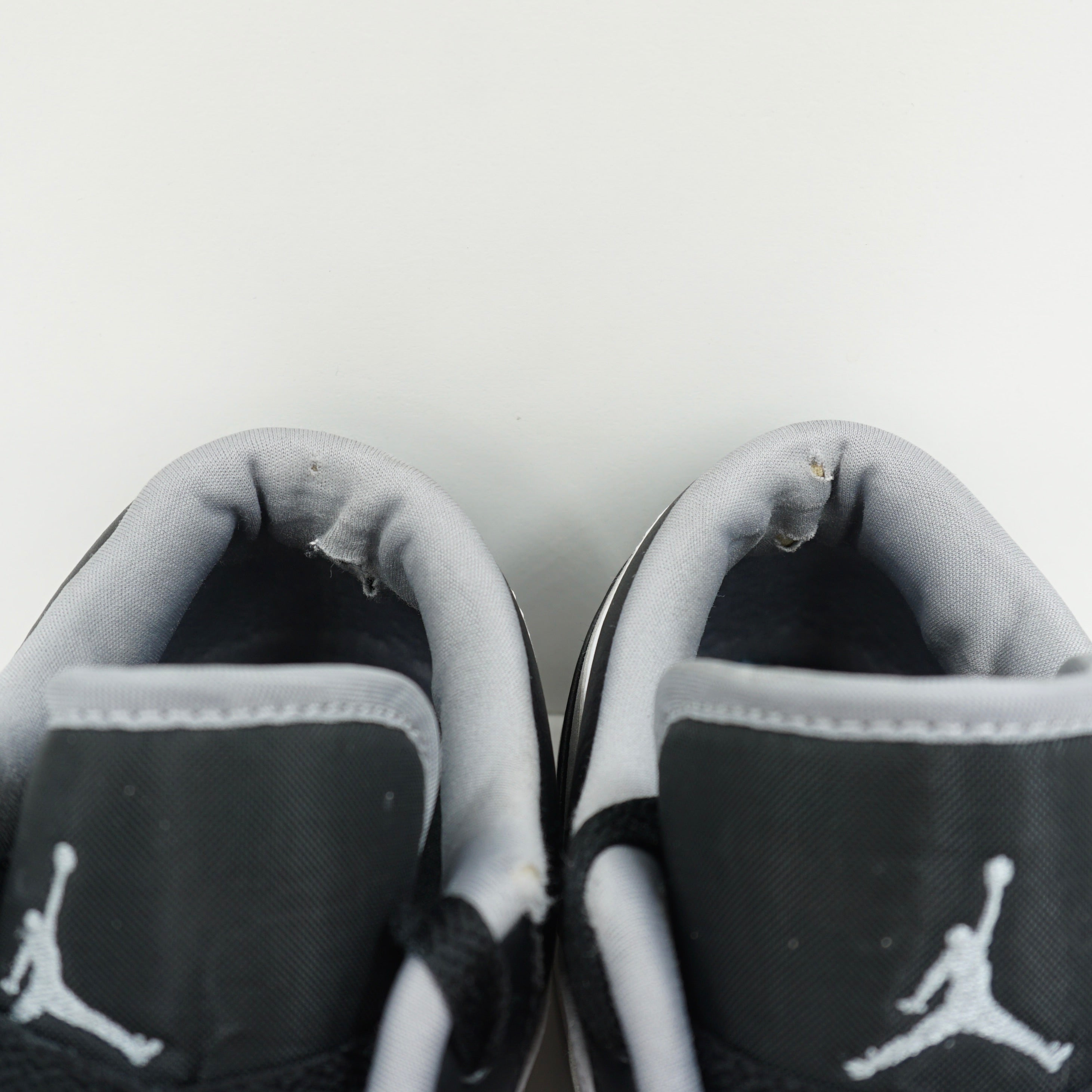 Jordan 1 Low Black White Grey
