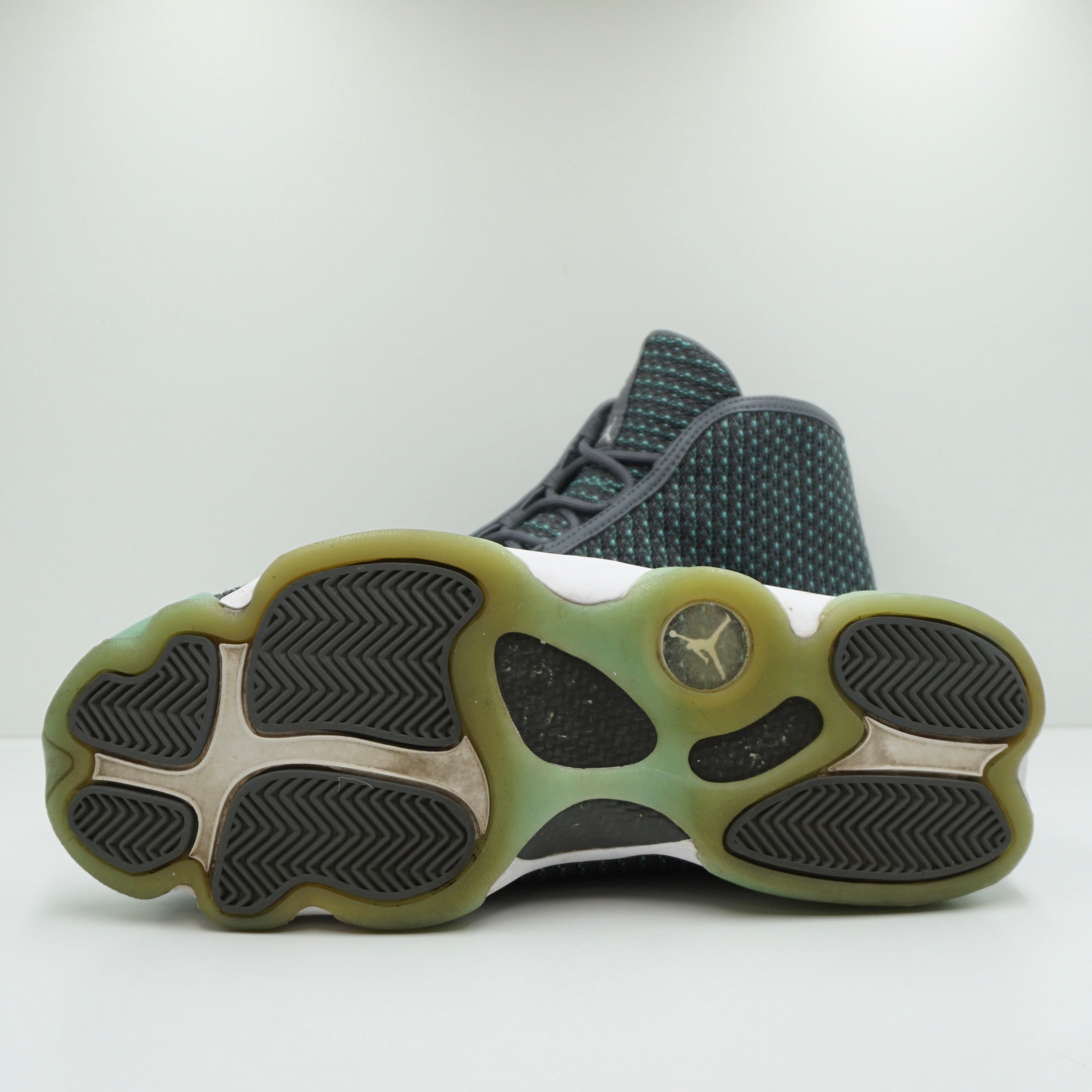 Jordan Horizon Dark Grey Hyper Turquoise