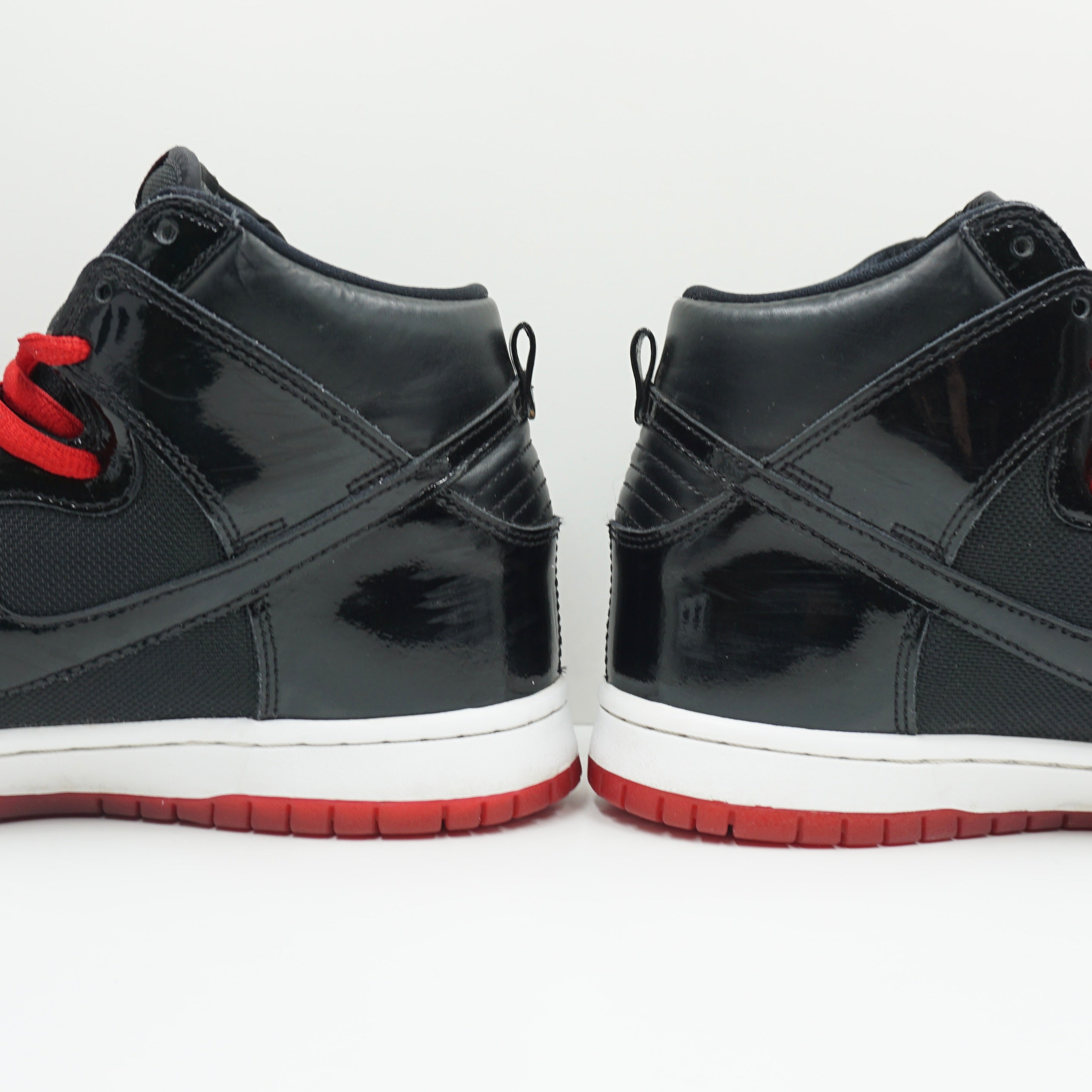 Nike SB Dunk High Bred