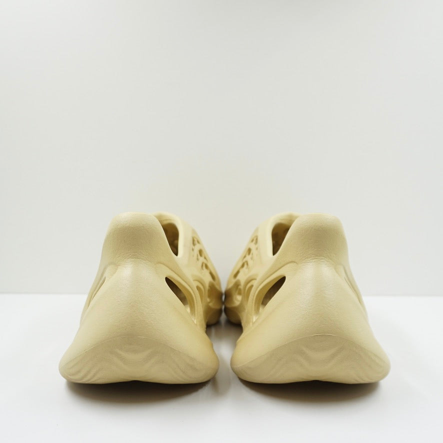 Adidas Yeezy Foam RNNR Sulfur
