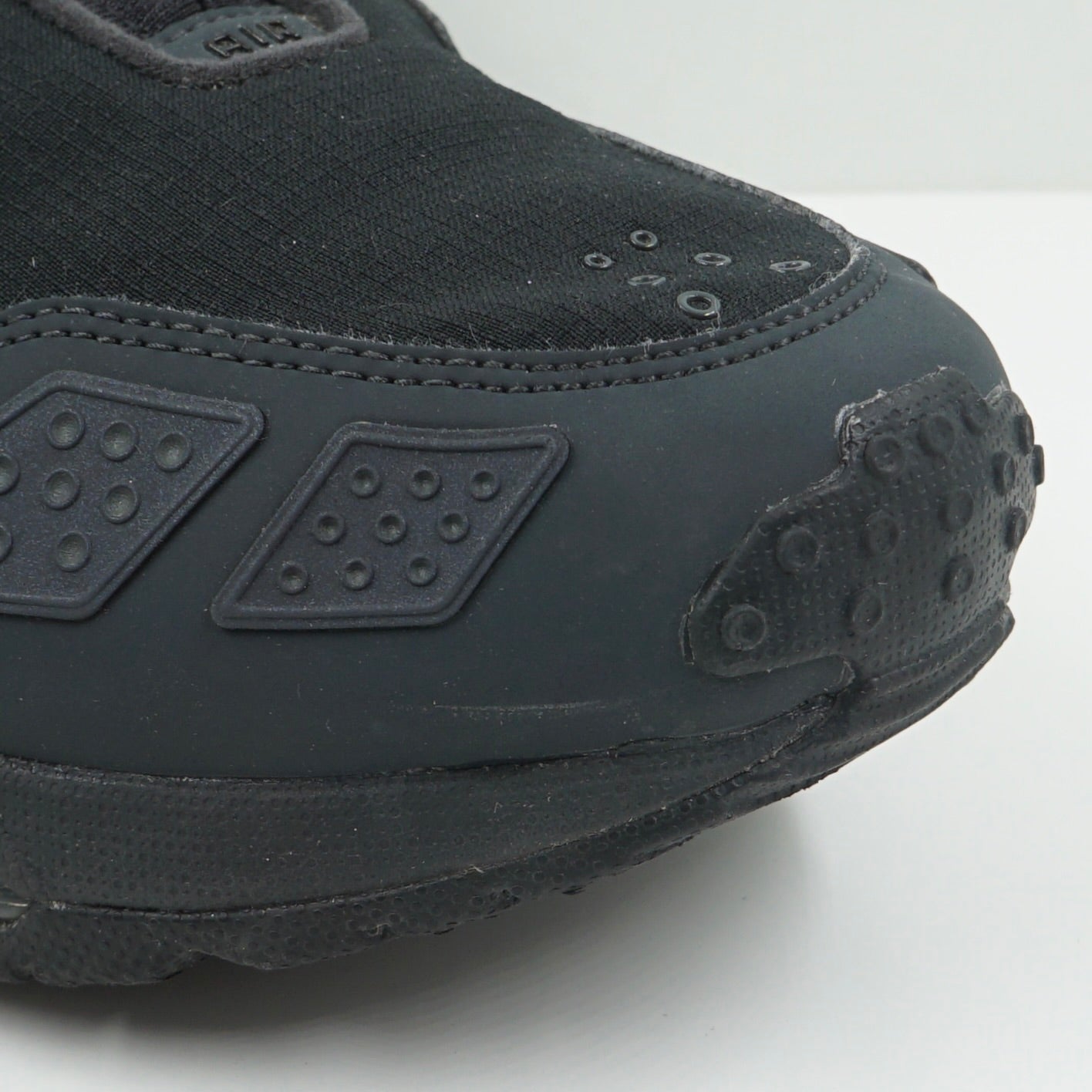 Nike Air Max Sunder Gore-Tex Black Smoke Grey (W)