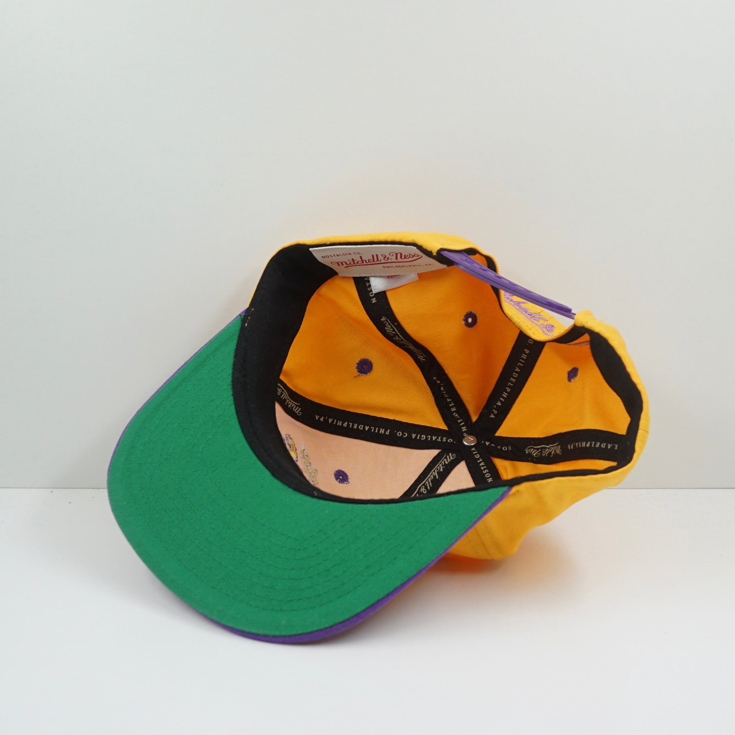 Mitchell & Ness Los Angles Lakers Yellow Purple Snapback Cap