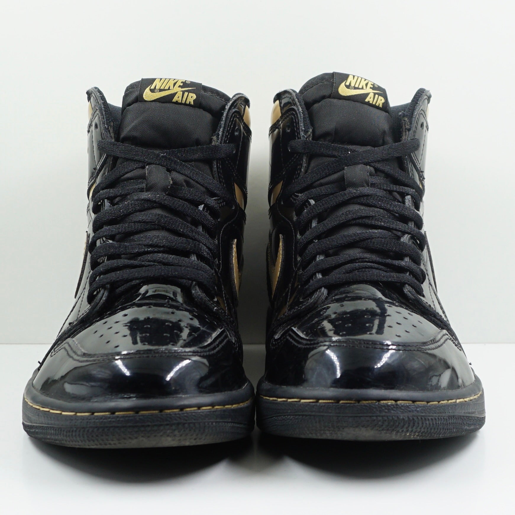 Jordan 1 Retro High Black Metallic Gold (2020)