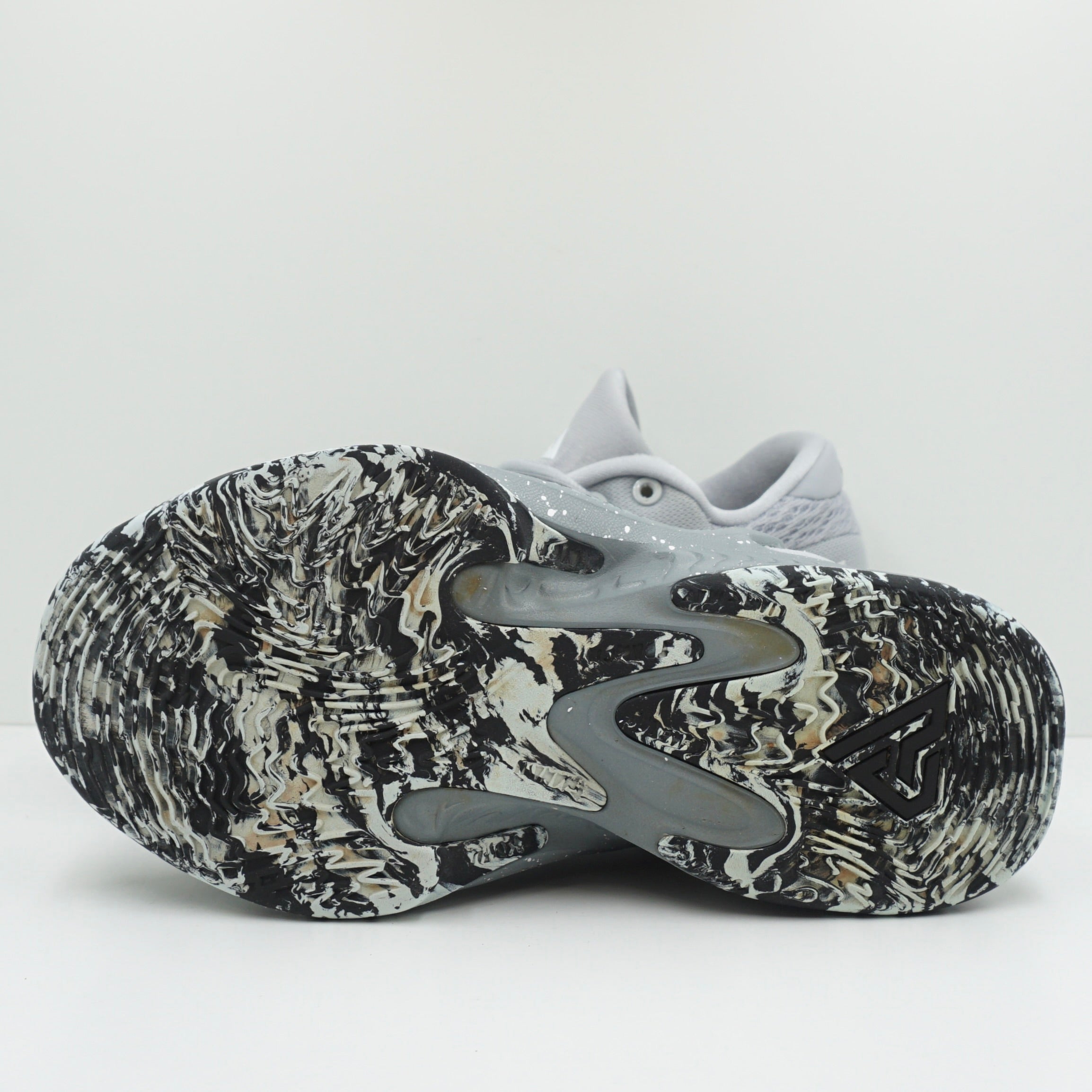 Nike Zoom Freak 4 Etched in Stone (GS)