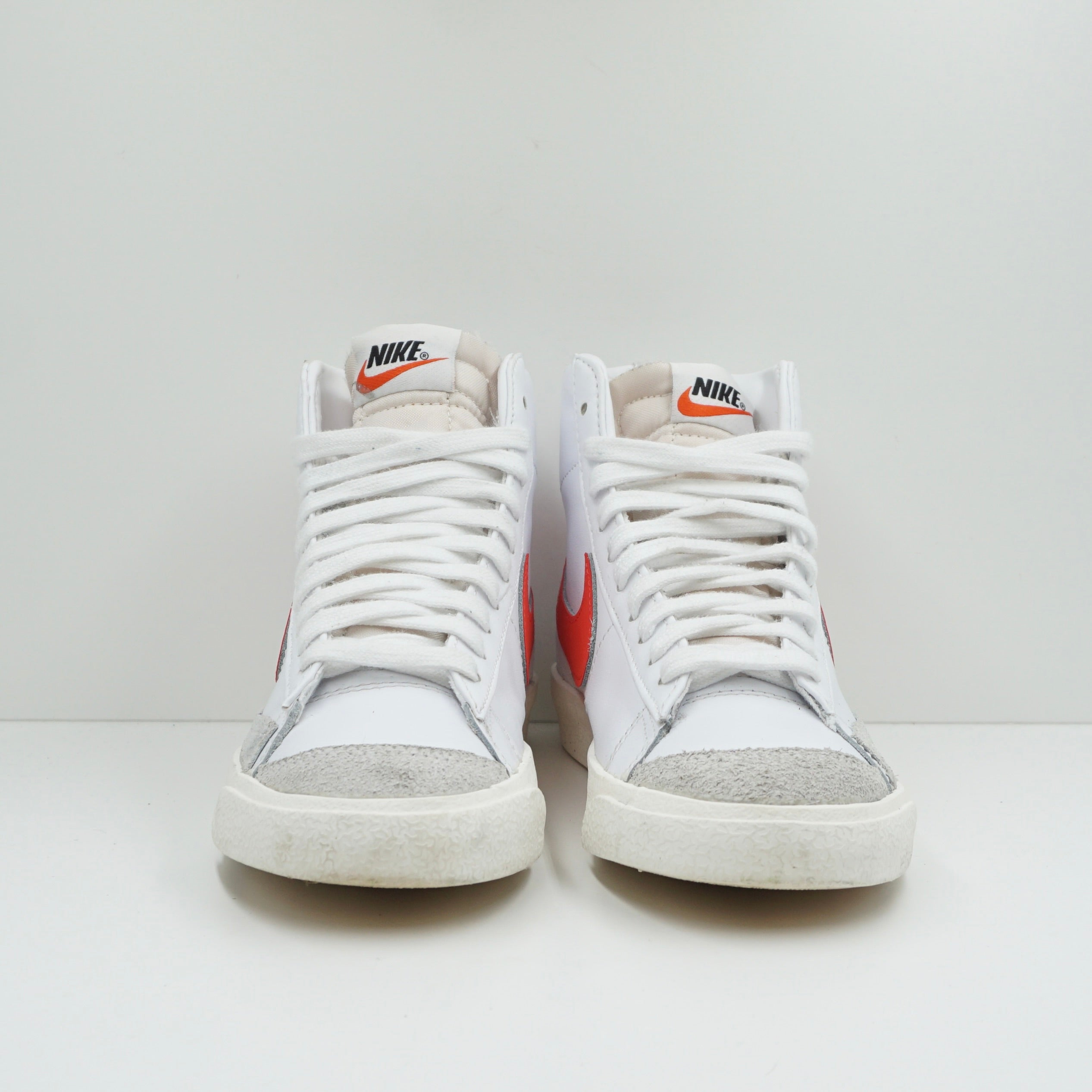 Nike Blazer Mid 77 Vintage White Habanero Red (W)