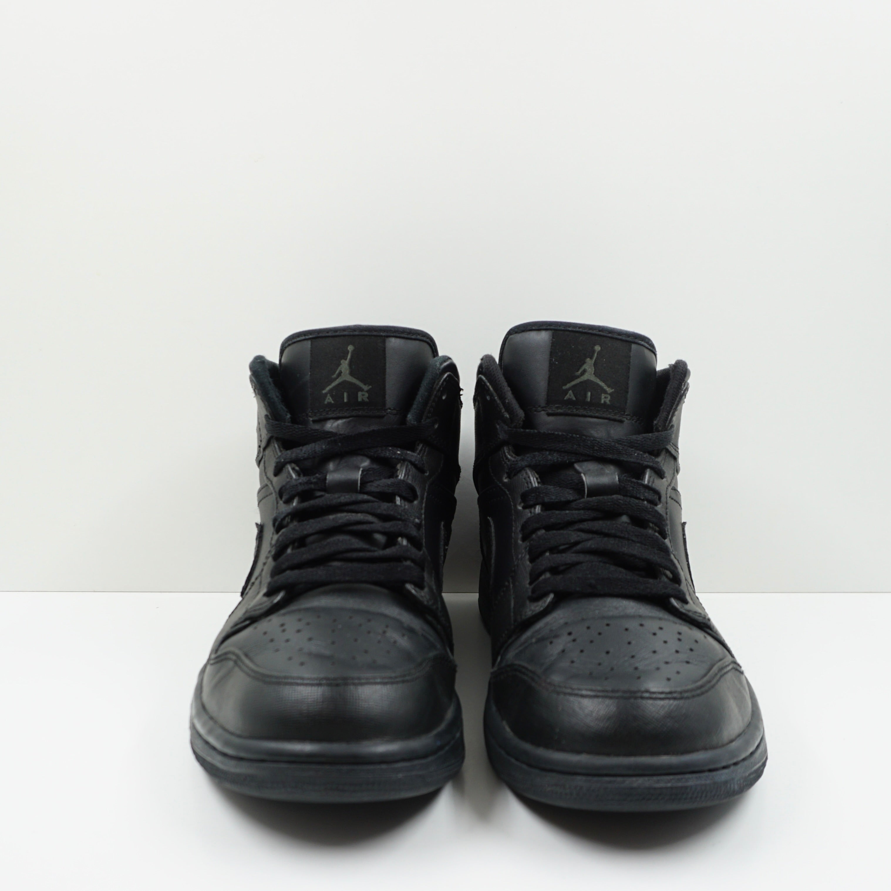 Jordan 1 Mid Triple Black (2013)