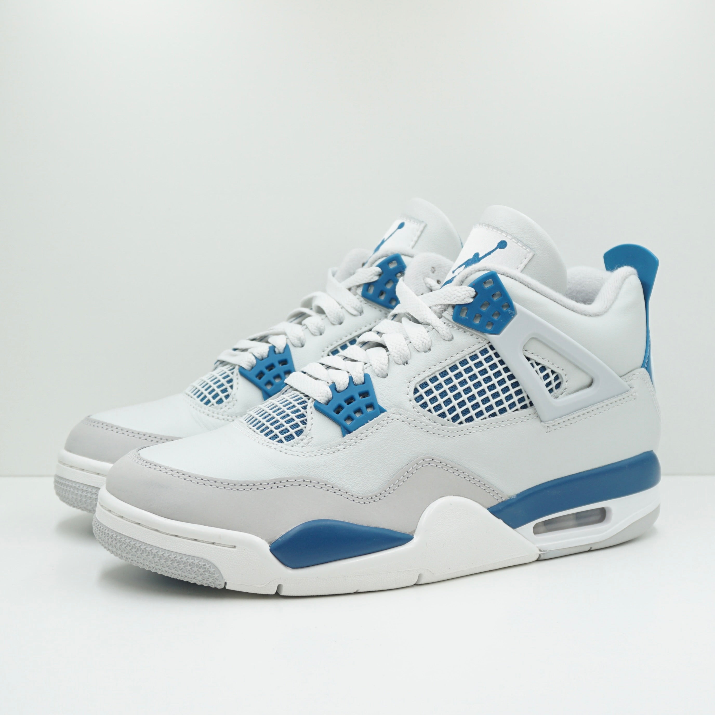 Jordan 4 Retro Military Blue (2024)