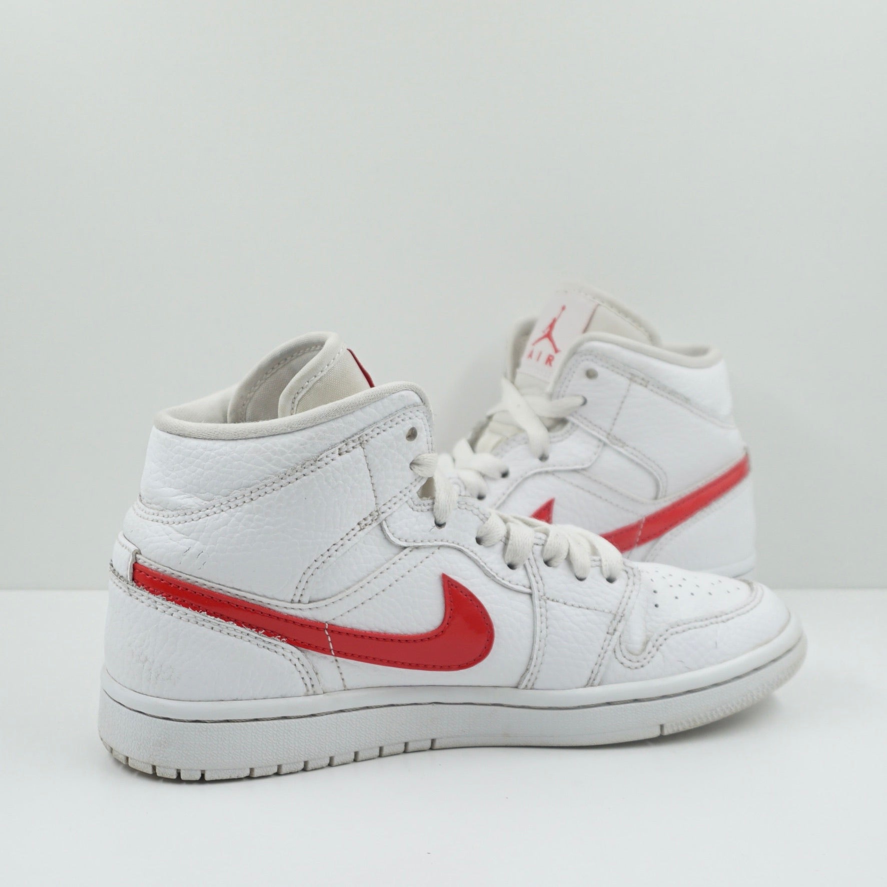 Jordan 1 Mid White University Red (W)