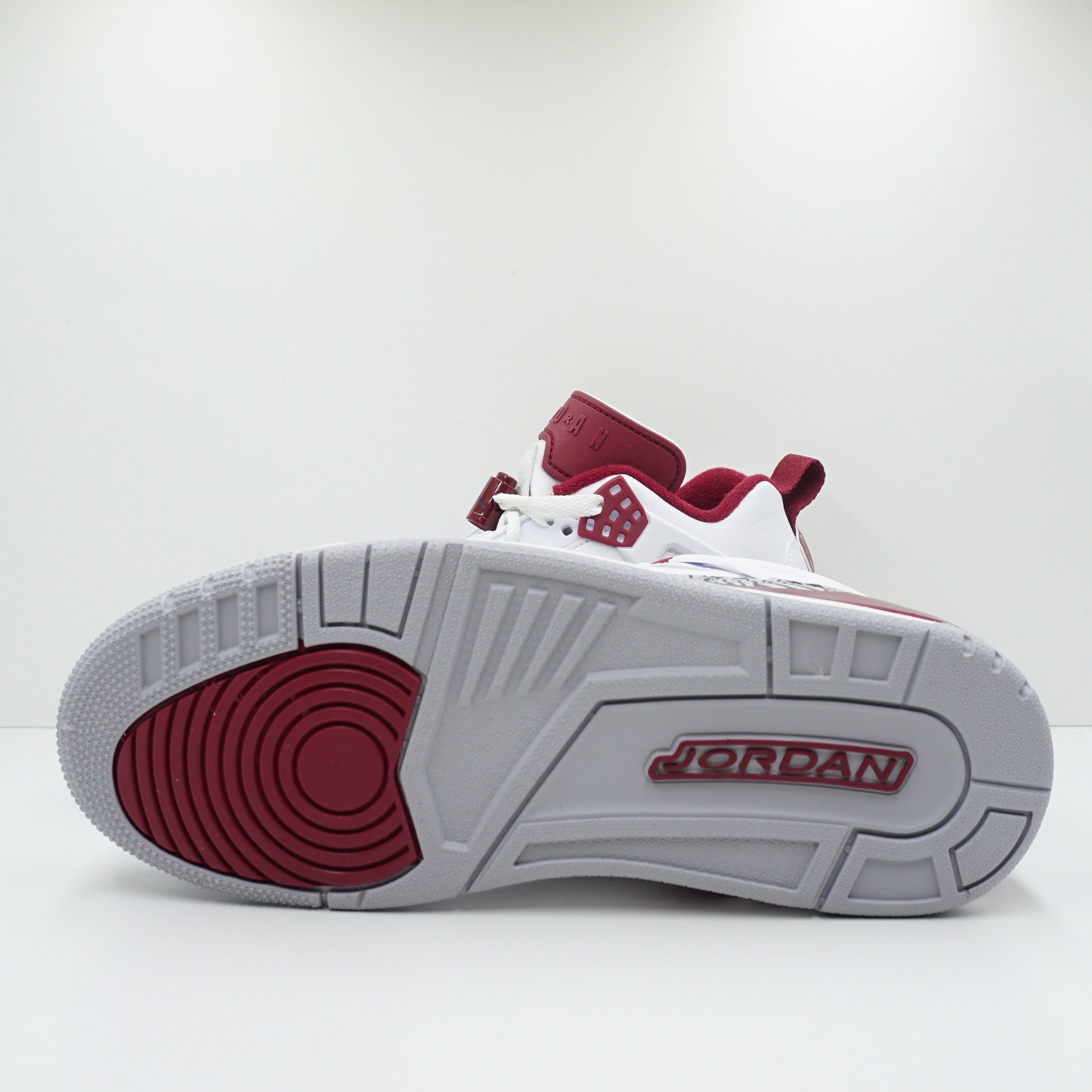 Jordan Spizike Low Team Red