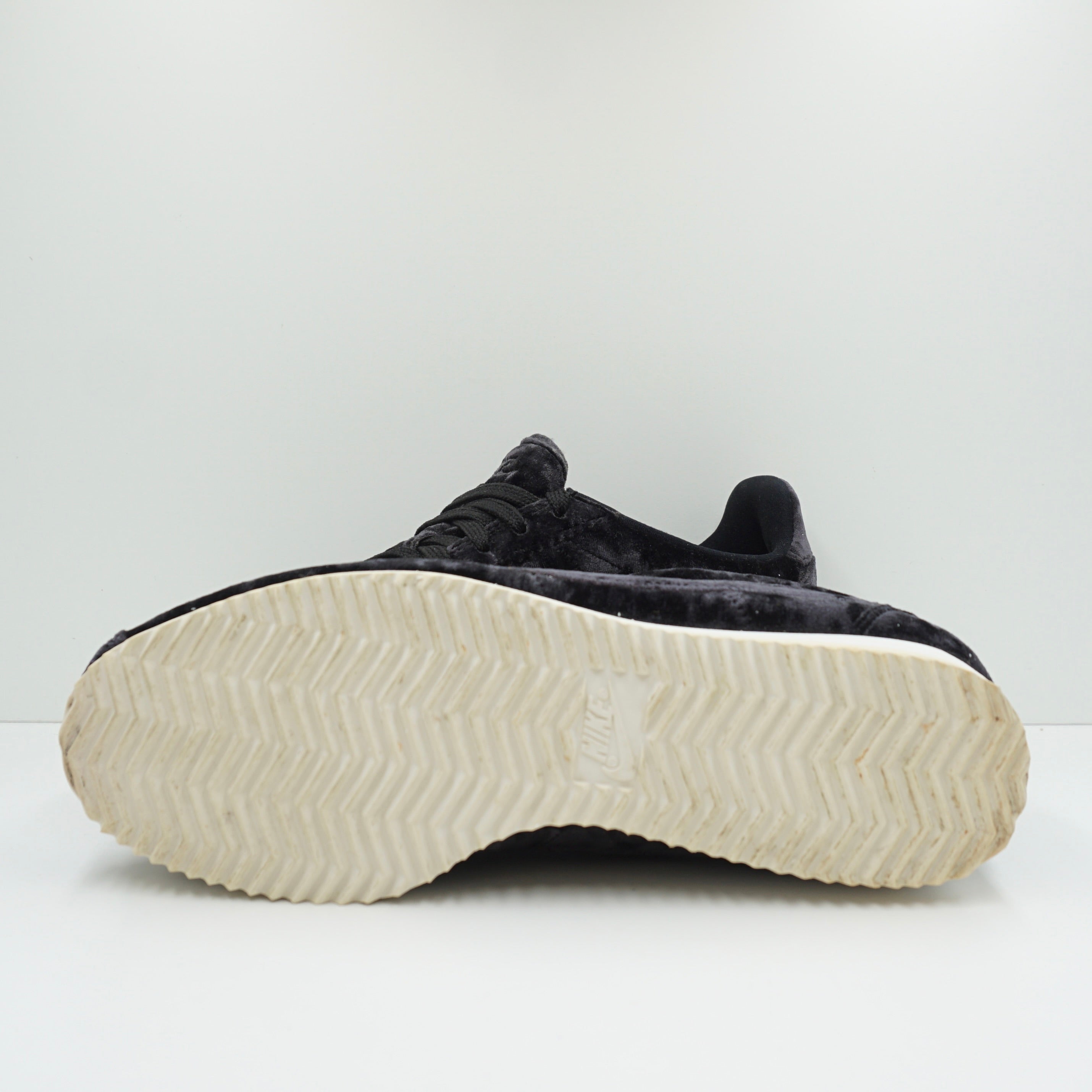 Nike Cortez Classic PRM Velvet Black (W)