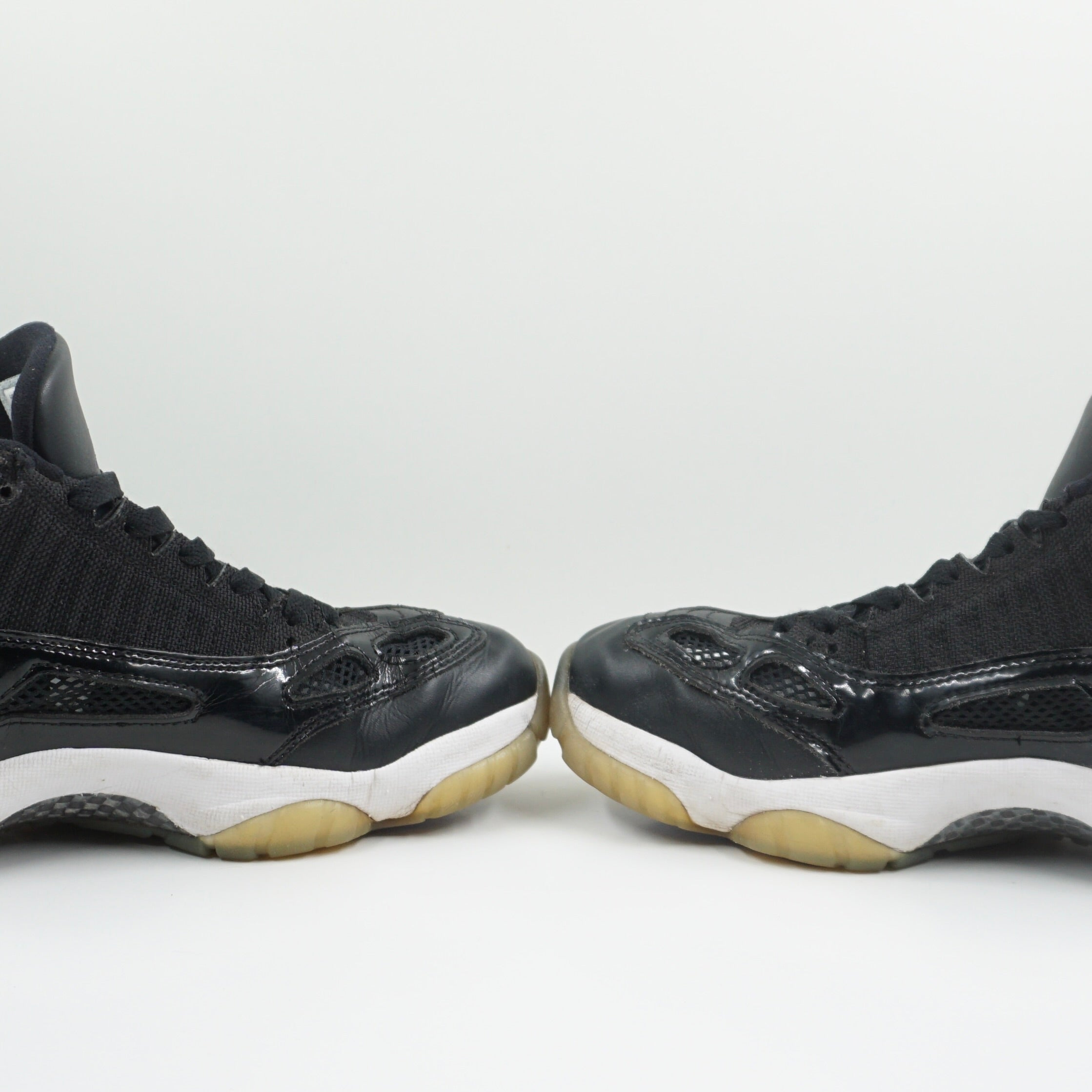 Jordan 11 Retro Low IE Space Jam