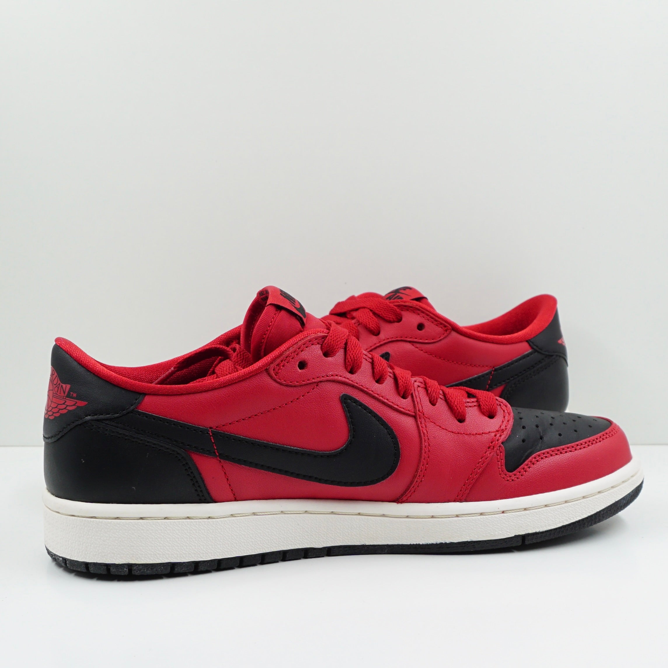 Jordan 1 Retro Low Gym Red Black
