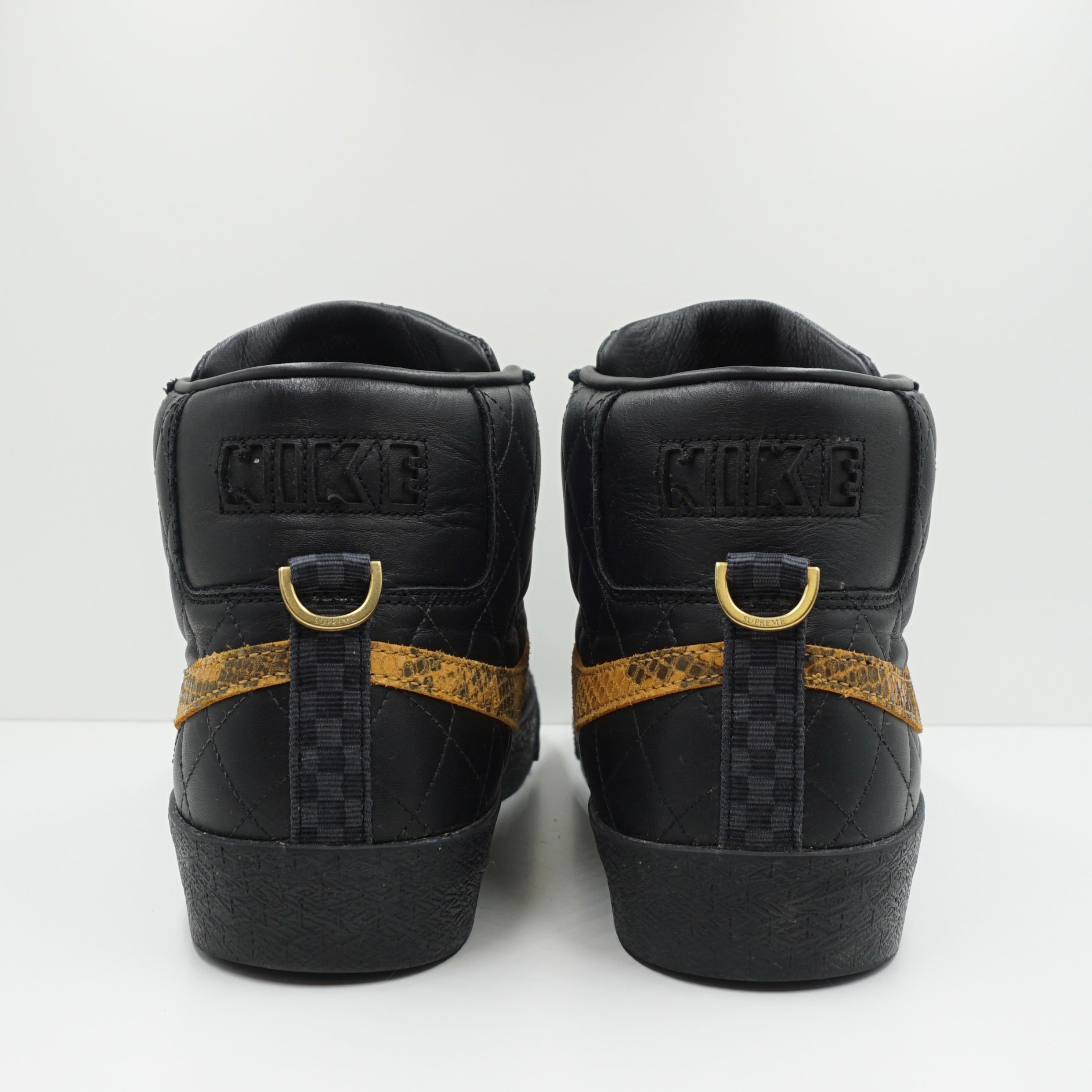 Nike SB Blazer Mid QS Supreme Black
