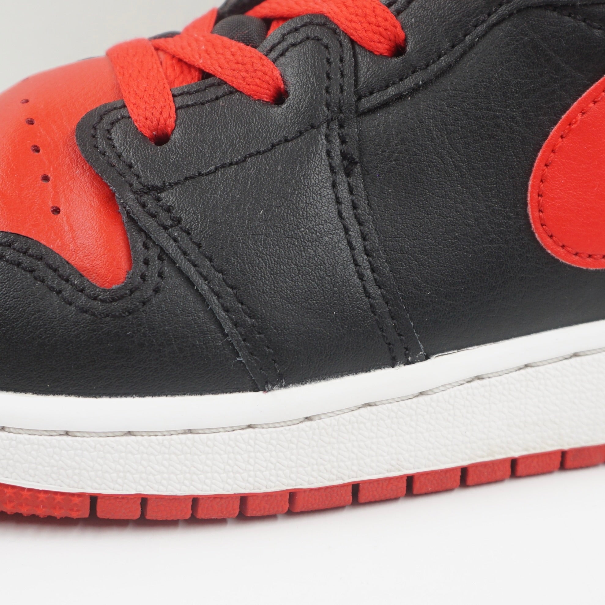 Jordan 1 Mid Alternate Bred (2022) (GS)