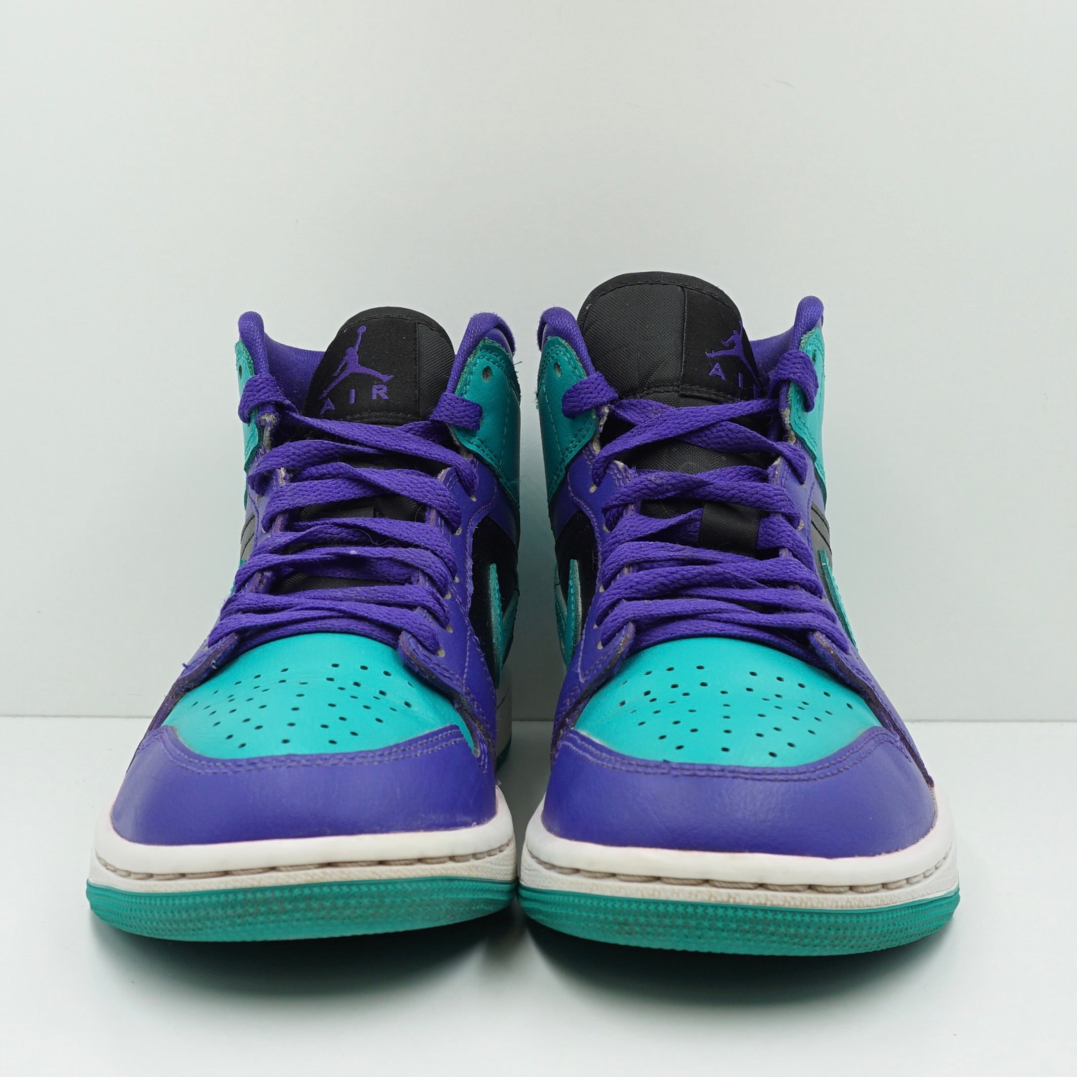 Jordan 1 Mid Black Grape (W)