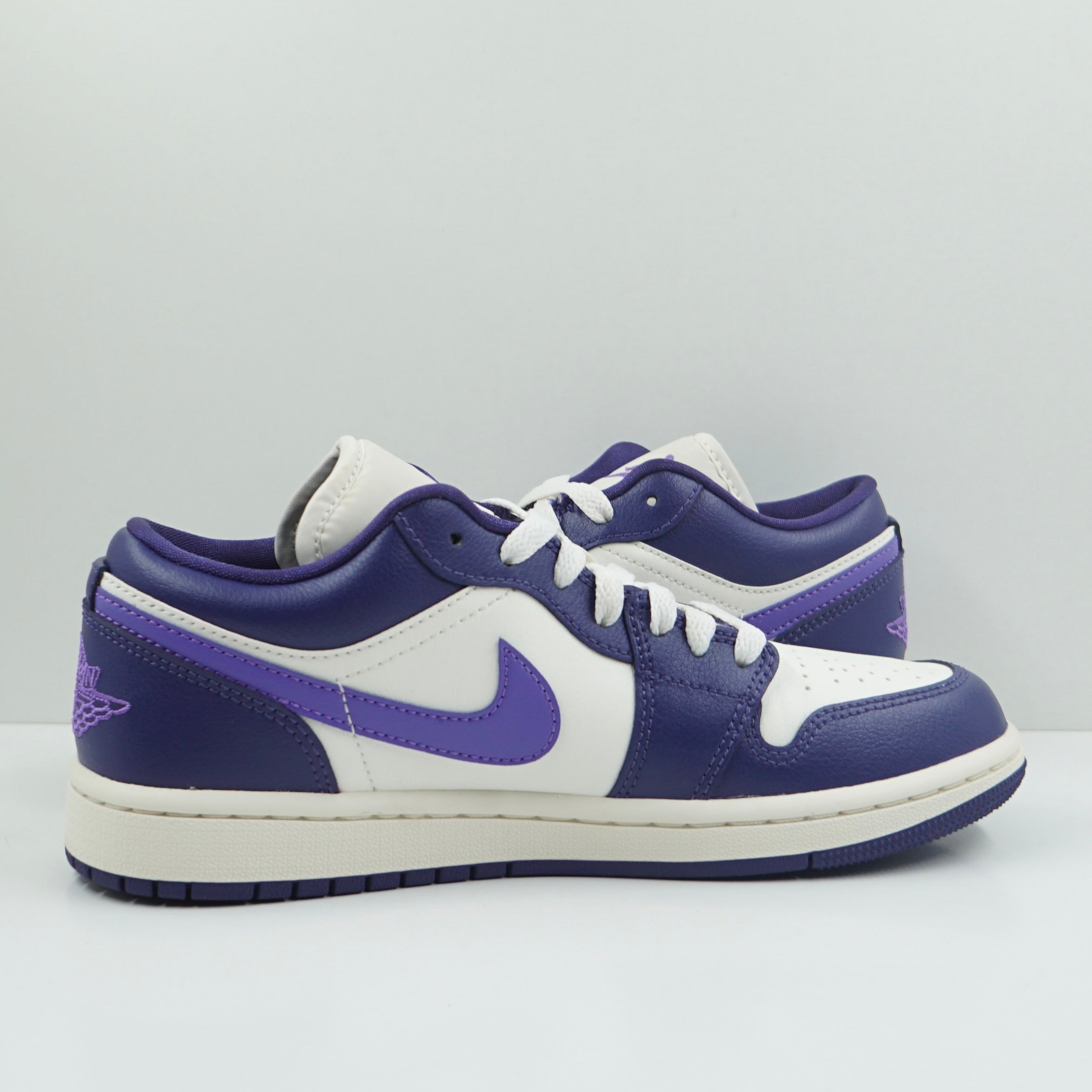 Jordan 1 Low Sky J Purple (W)