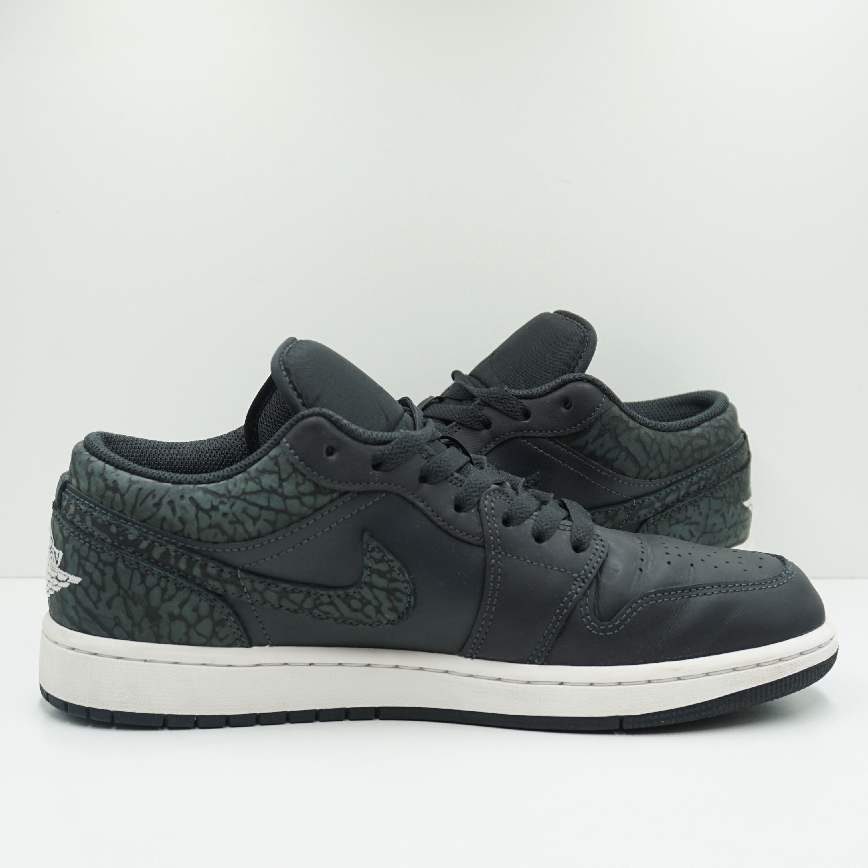 Jordan 1 Low SE Black Elephant
