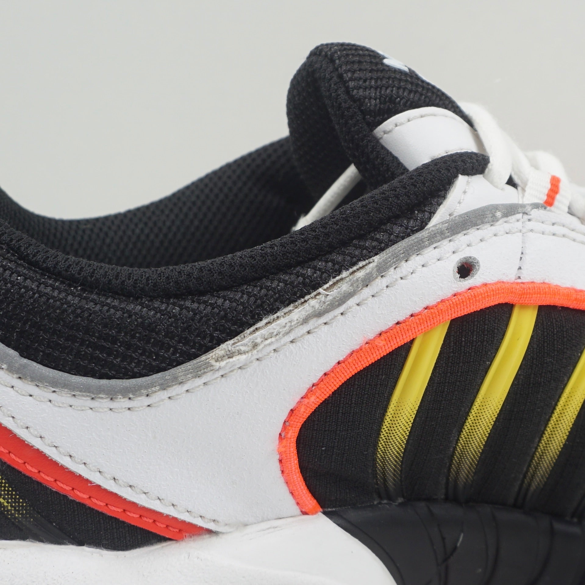 Nike Air Max Tailwind 4 White Black Crimson Yellow