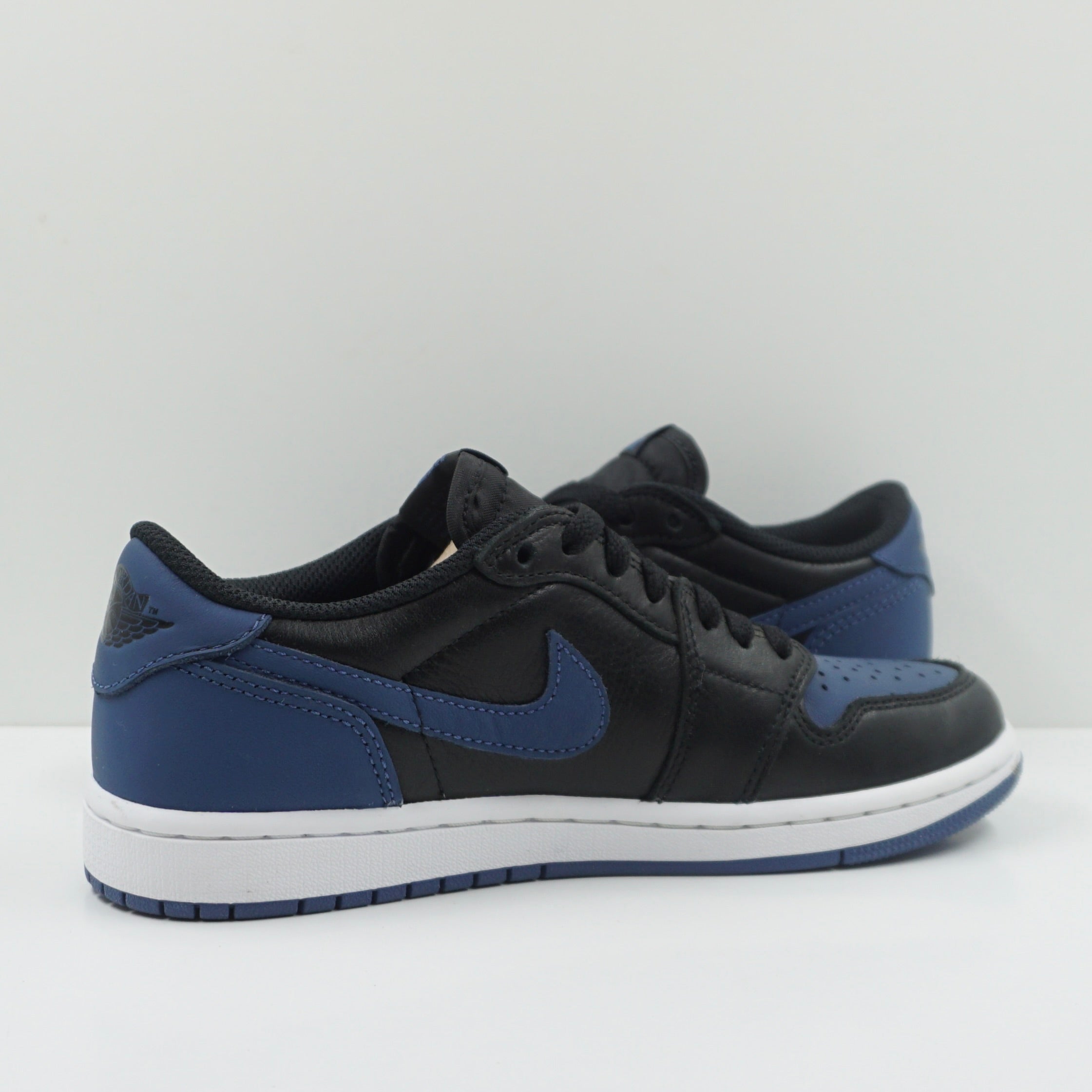 Jordan 1 Retro Low OG Mystic Navy