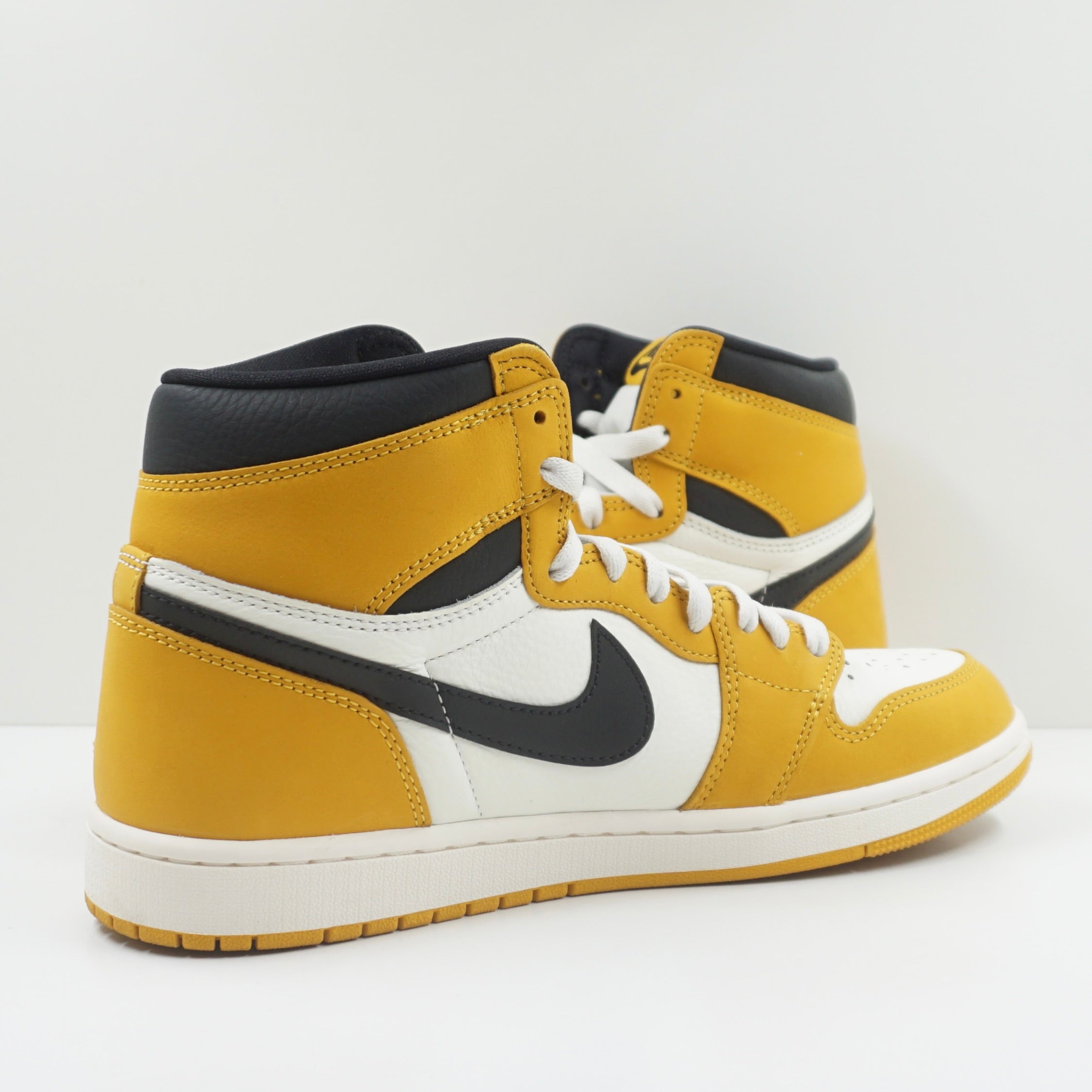 Jordan 1 Retro High OG Yellow Ochre