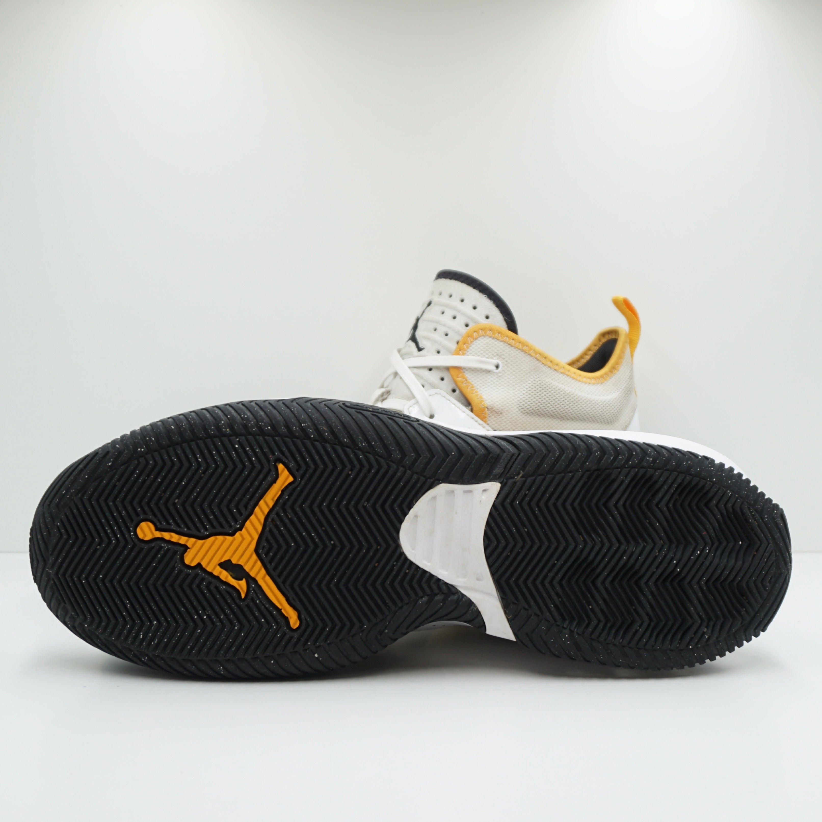 Jordan Stay Loyal 2 White Taxi Black