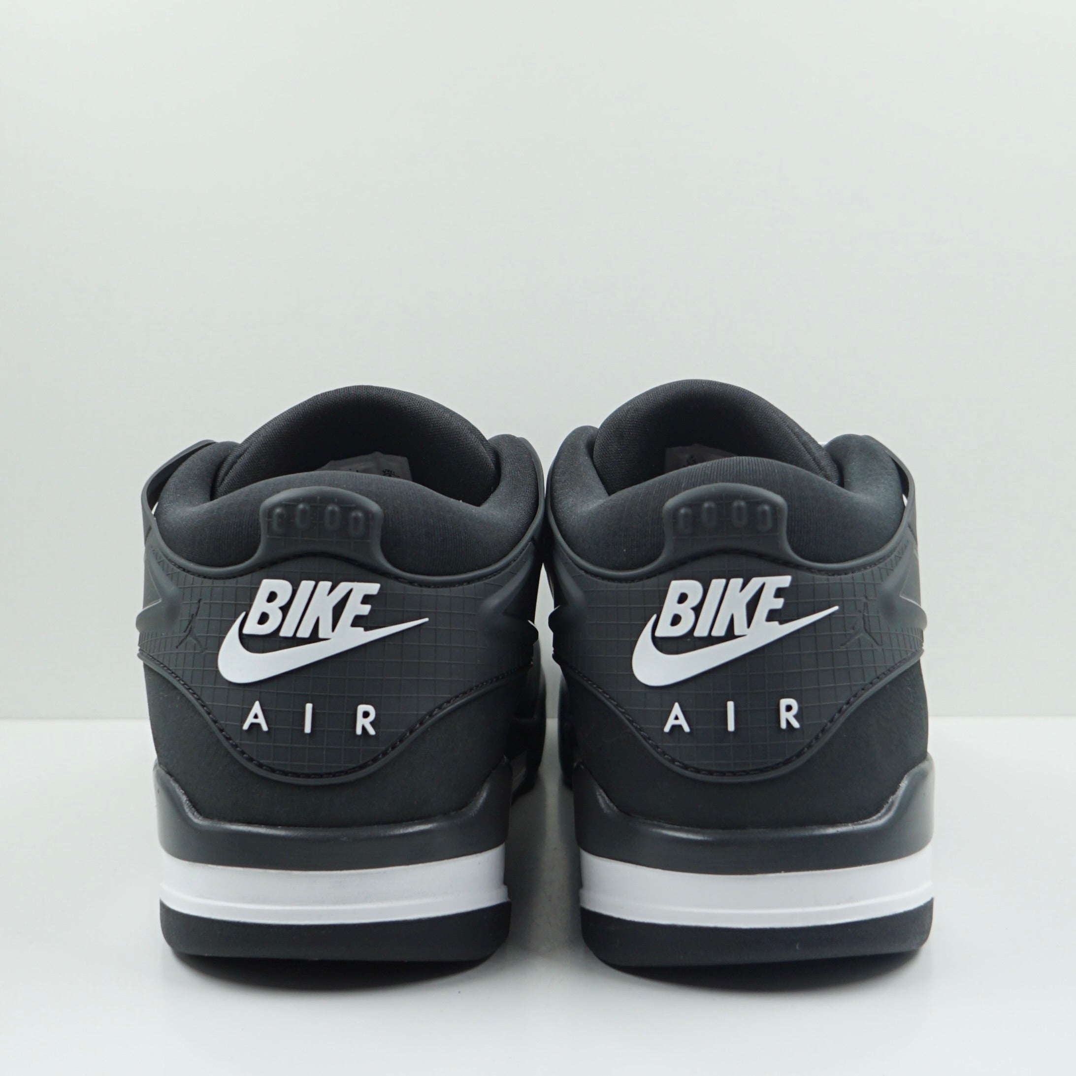 Jordan 4 RM SP Nigel Sylvester Driveway Grey